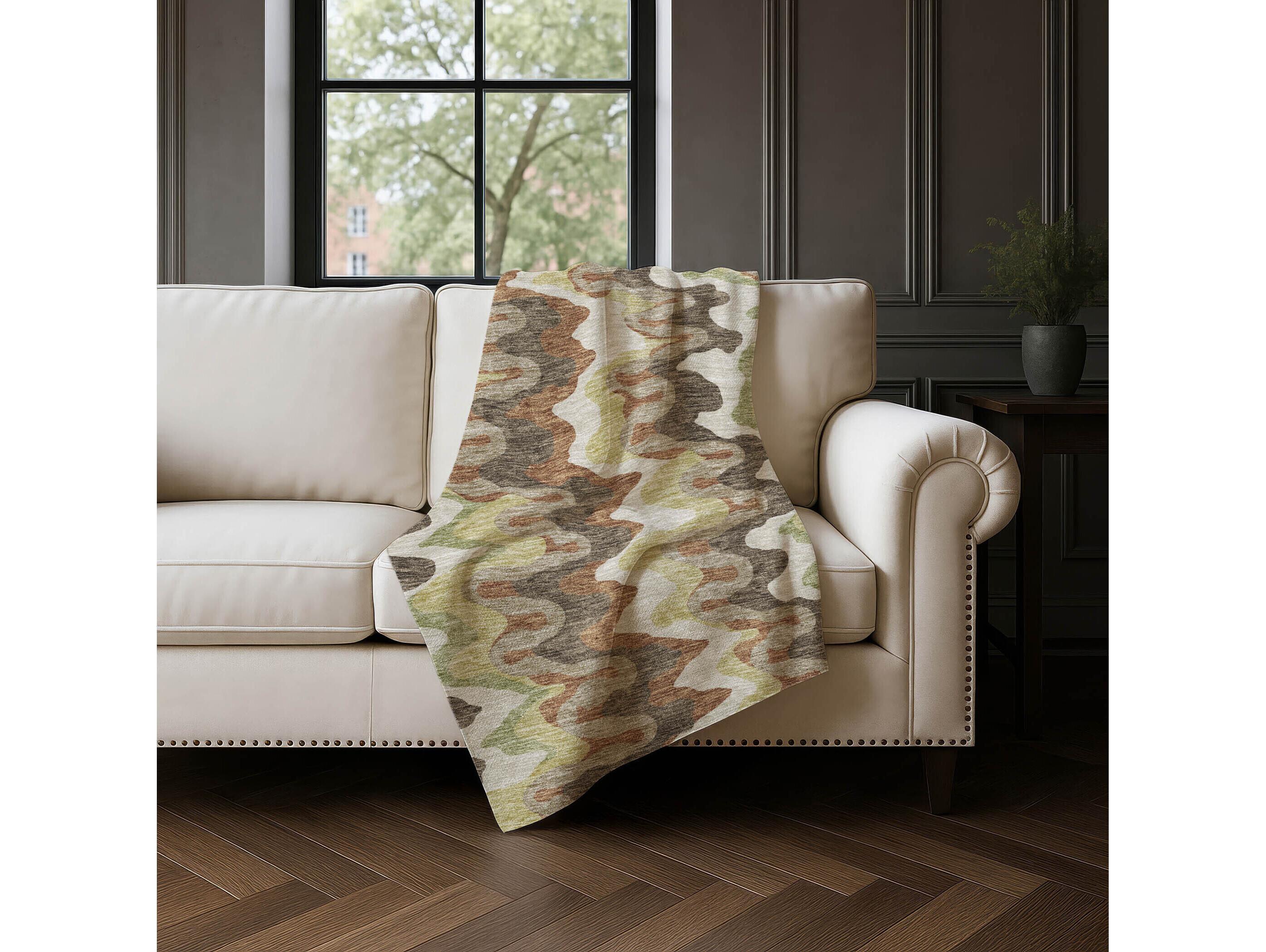 Dalyn Sherpa Brown Polyester Throw