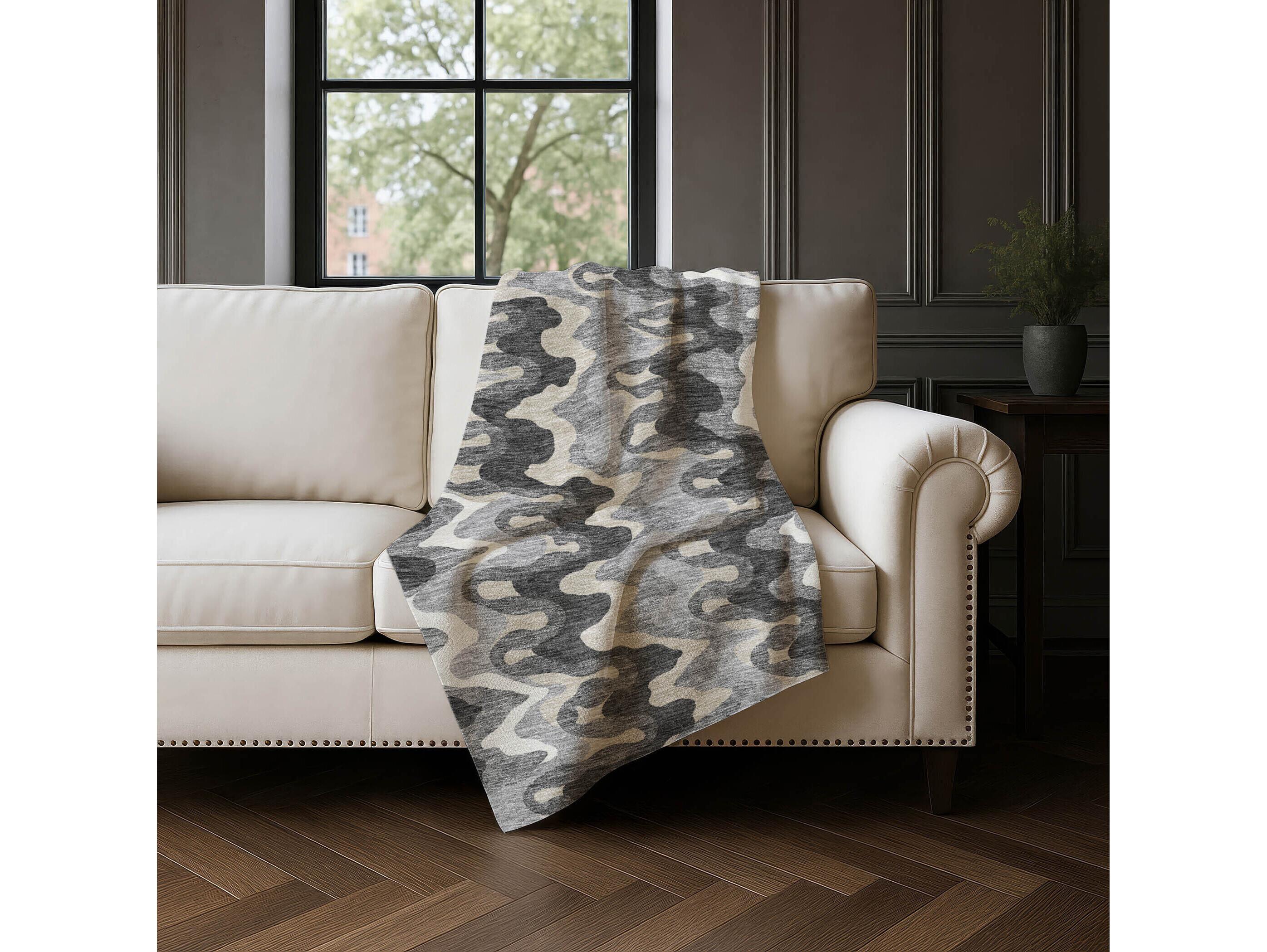 Dalyn Sherpa Gray Polyester Throw