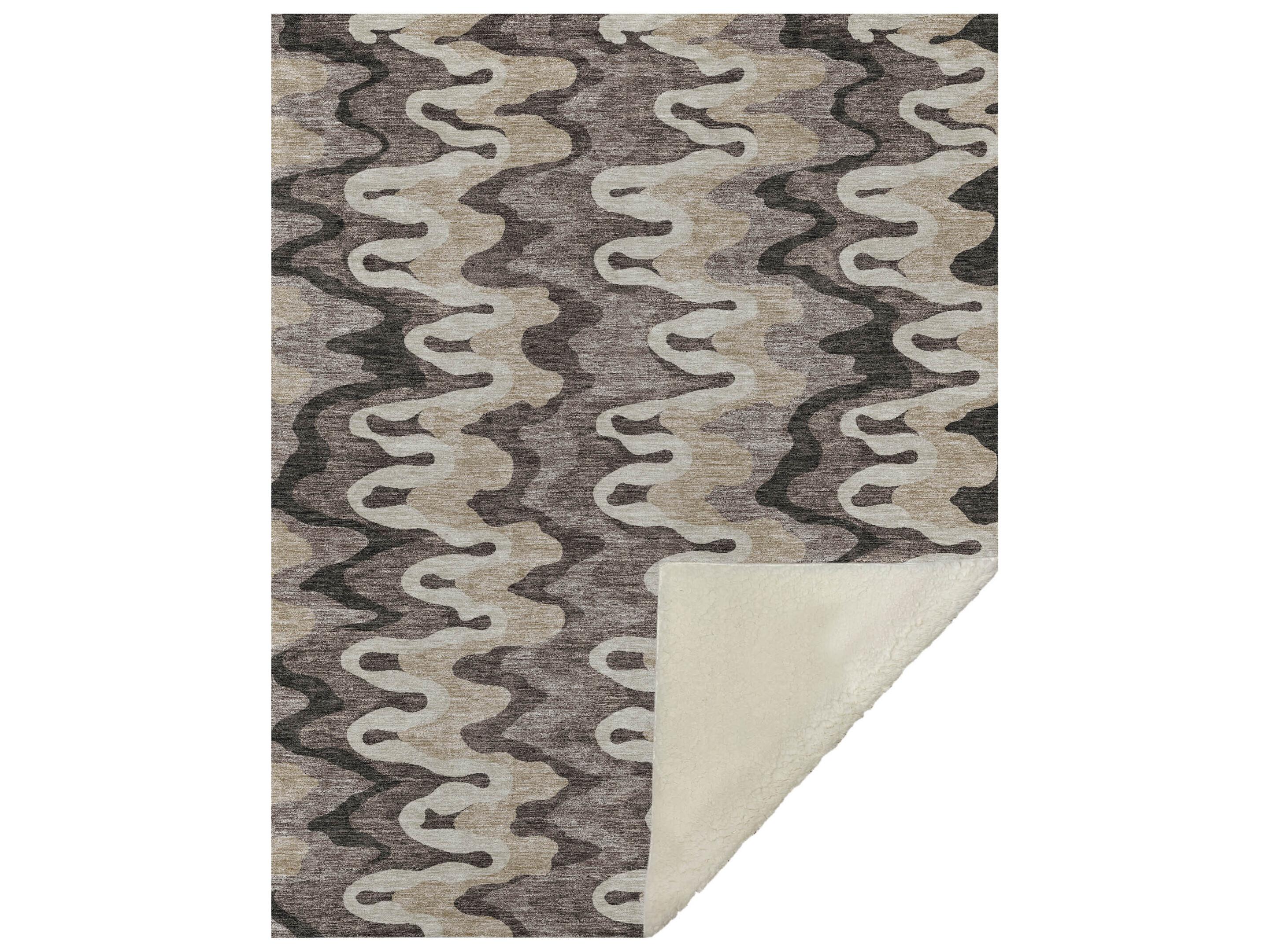 Dalyn Sherpa Brown Polyester Throw