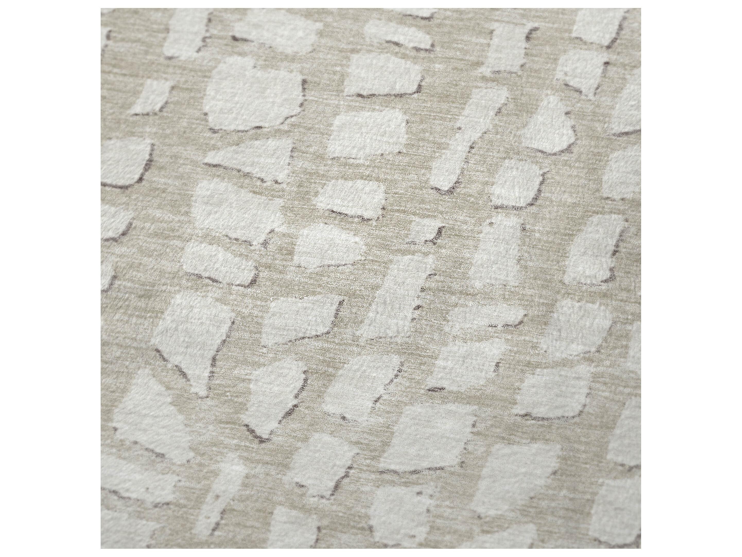 Dalyn Sherpa Brown Polyester Throw