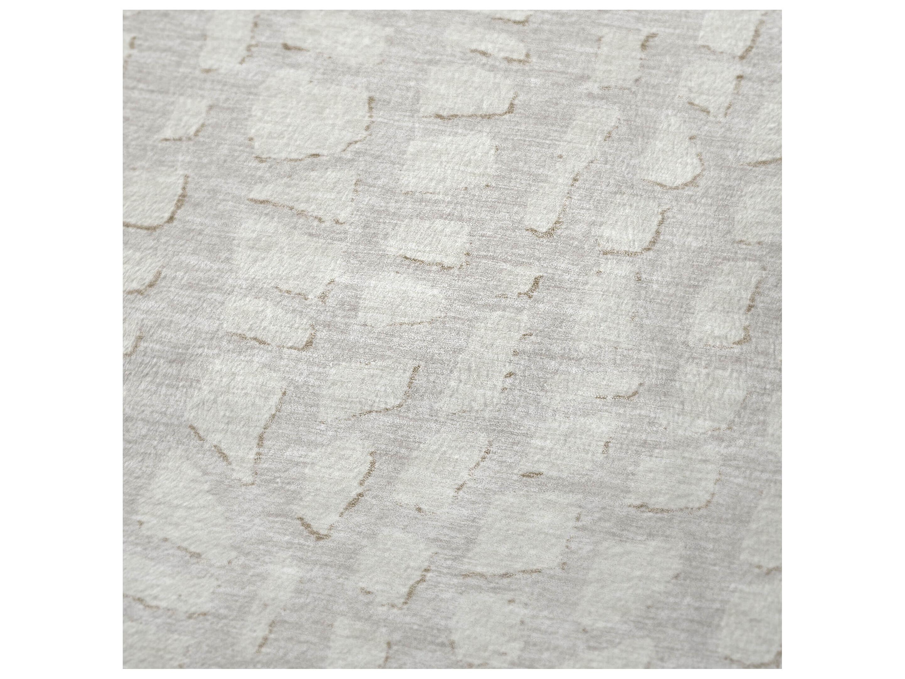 Dalyn Sherpa Ivory Polyester Throw
