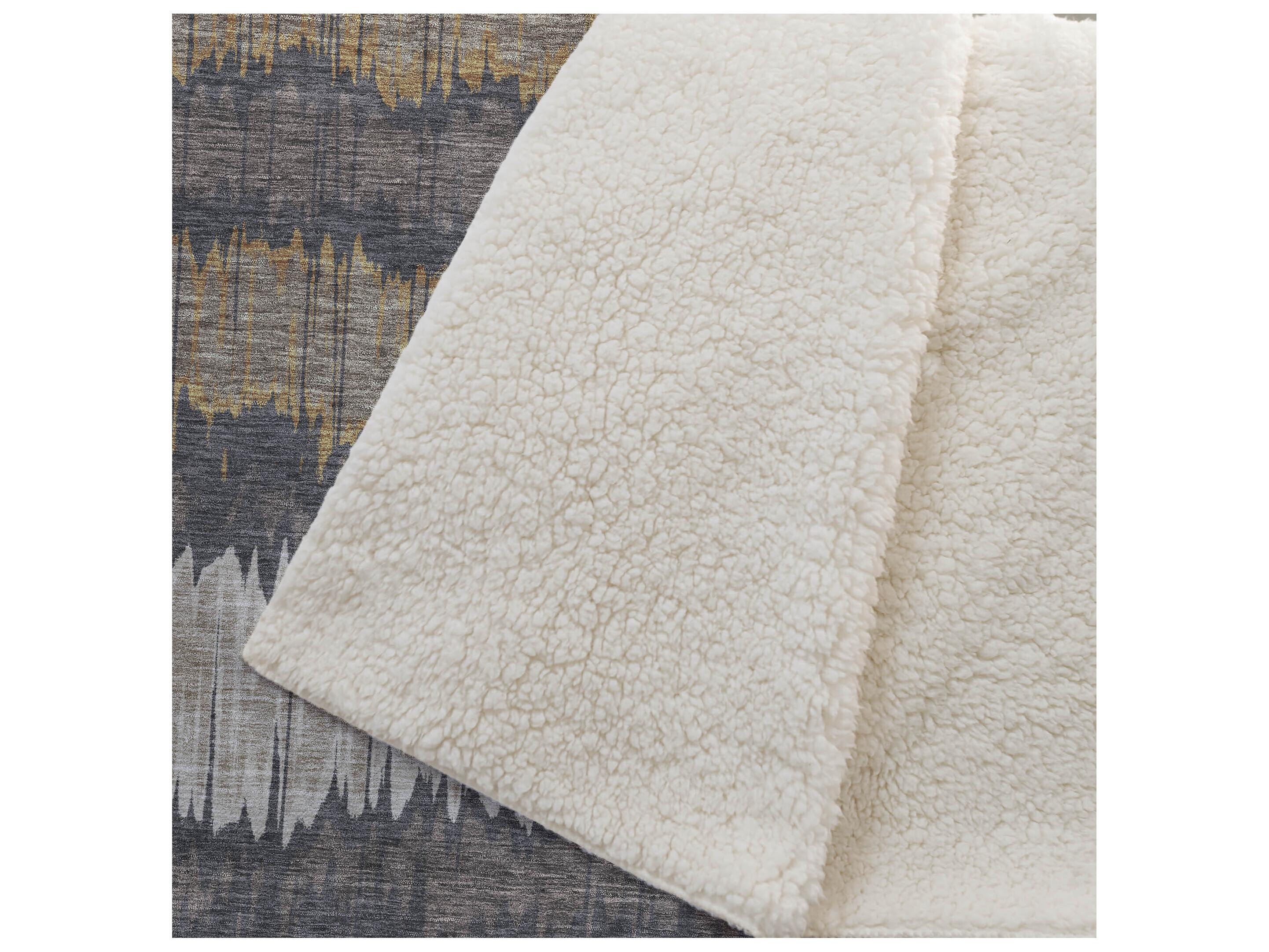 Dalyn Sherpa Brown Polyester Throw