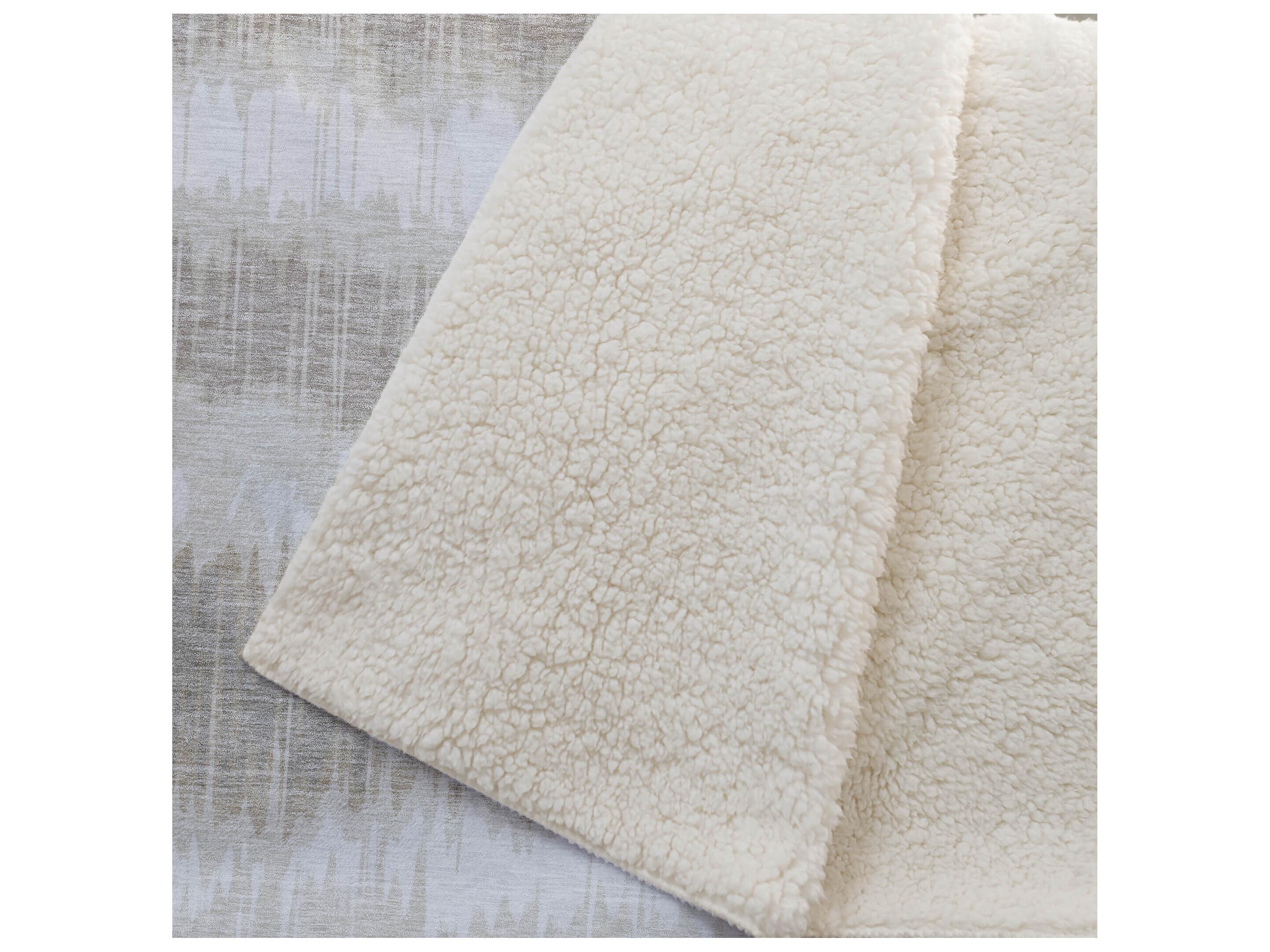 Dalyn Sherpa Ivory Polyester Throw