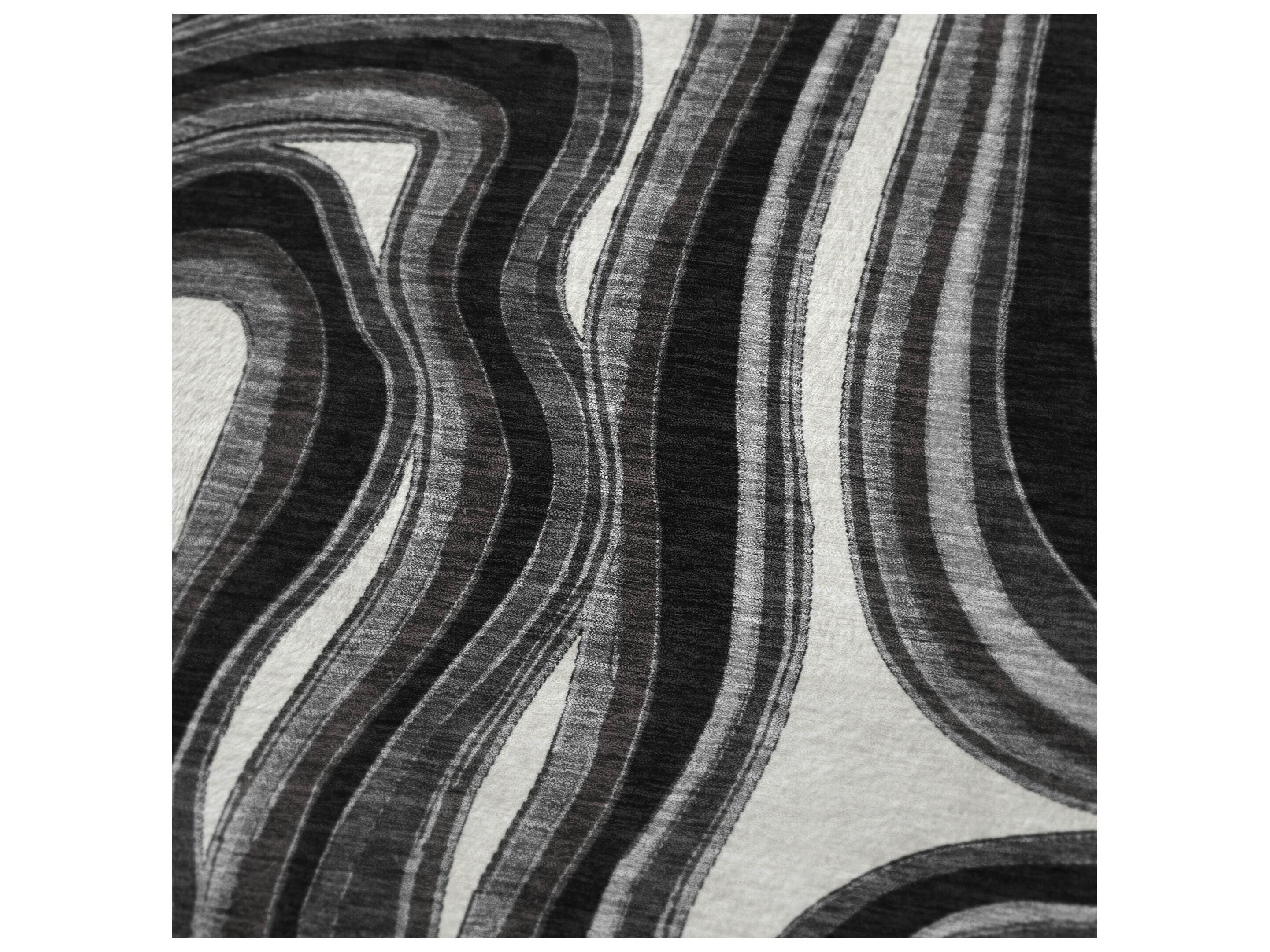 Dalyn Sherpa Black Polyester Throw