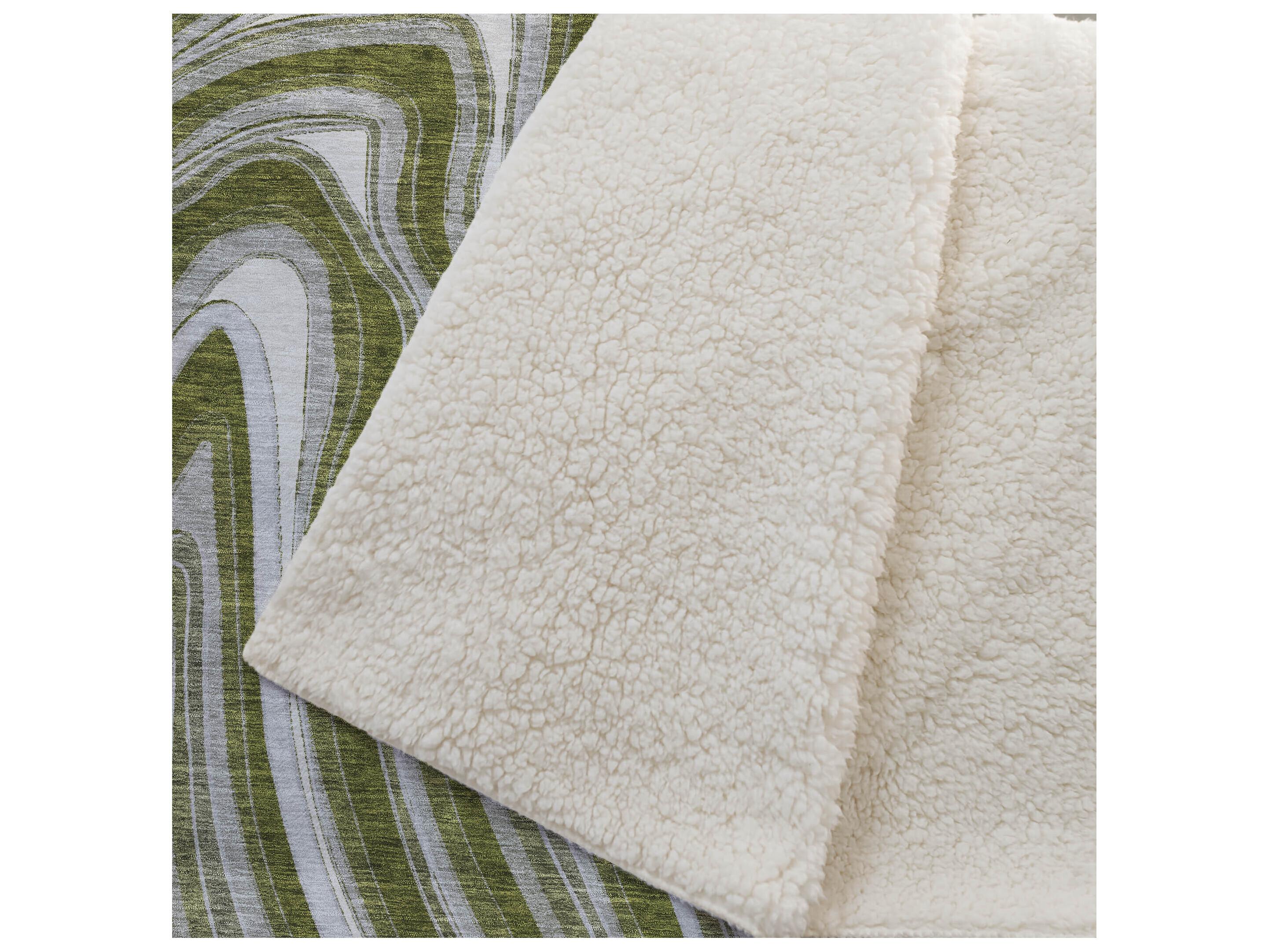 Dalyn Sherpa Green Polyester Throw