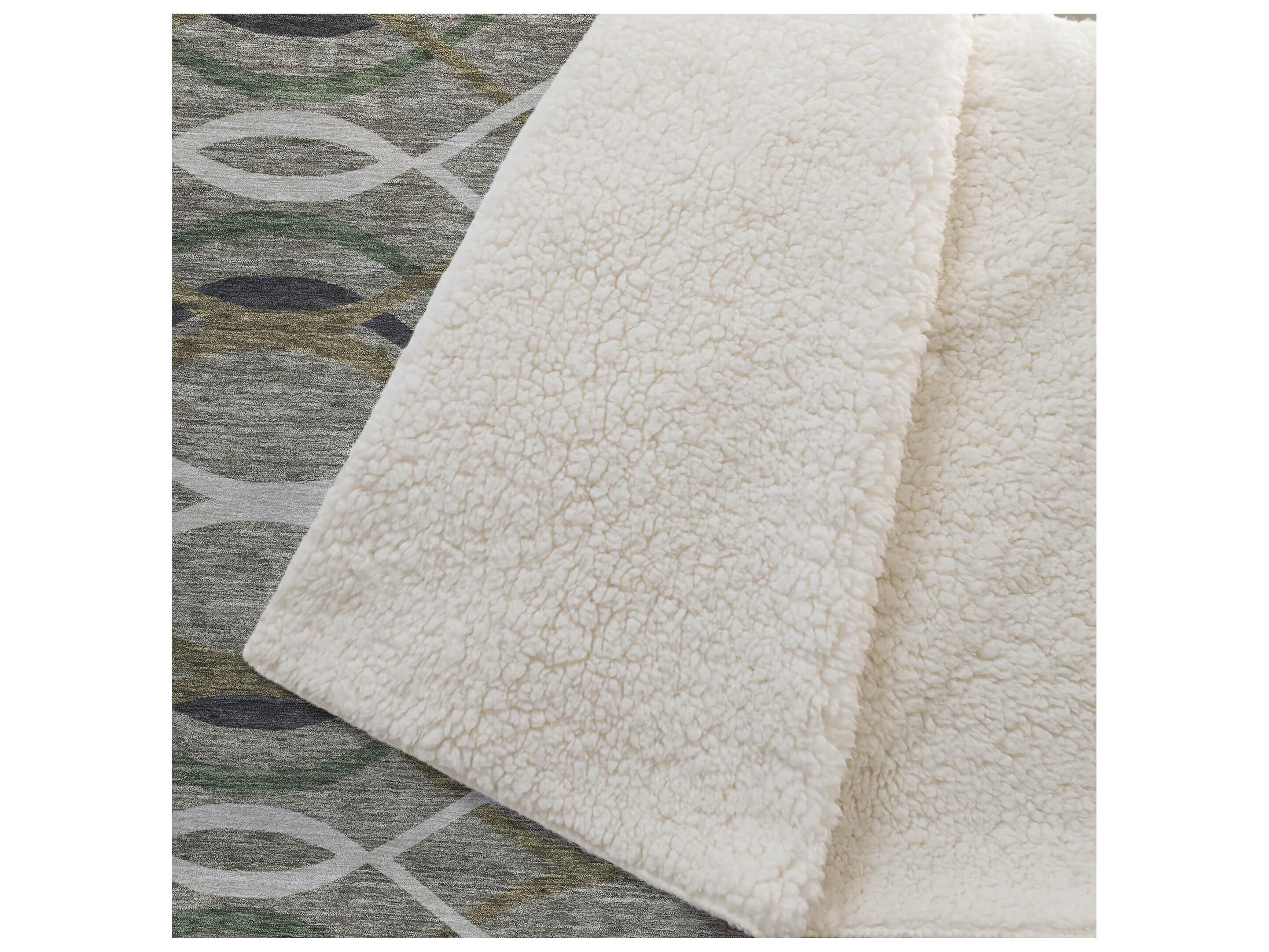 Dalyn Sherpa Brown Polyester Throw