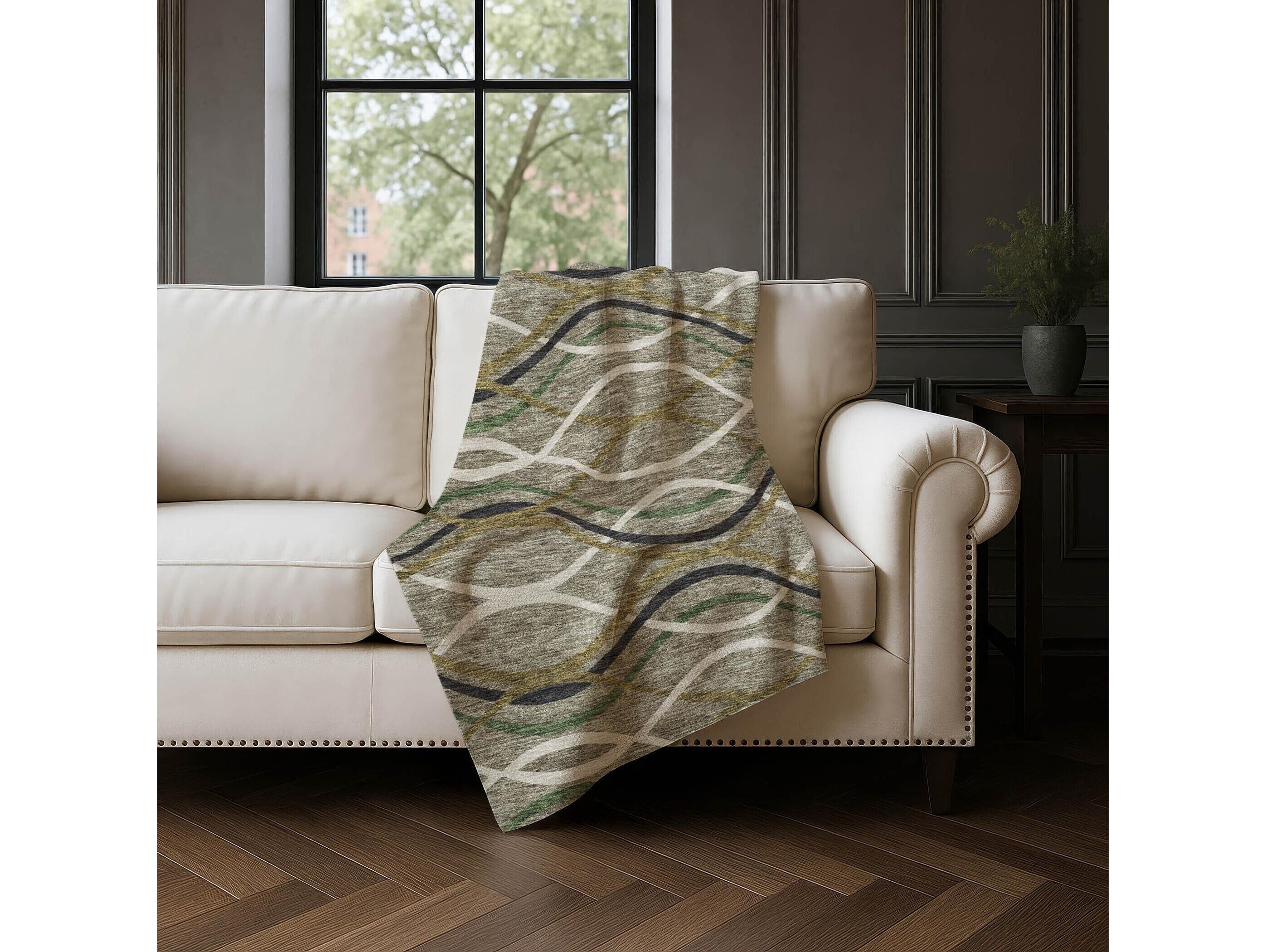 Dalyn Sherpa Brown Polyester Throw