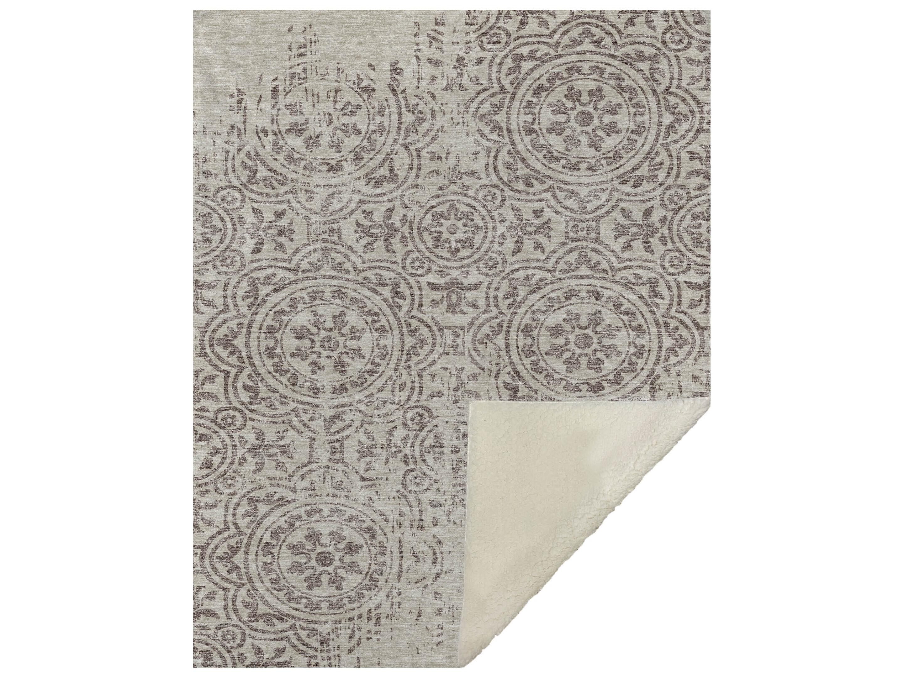 Dalyn Sherpa Brown Polyester Throw