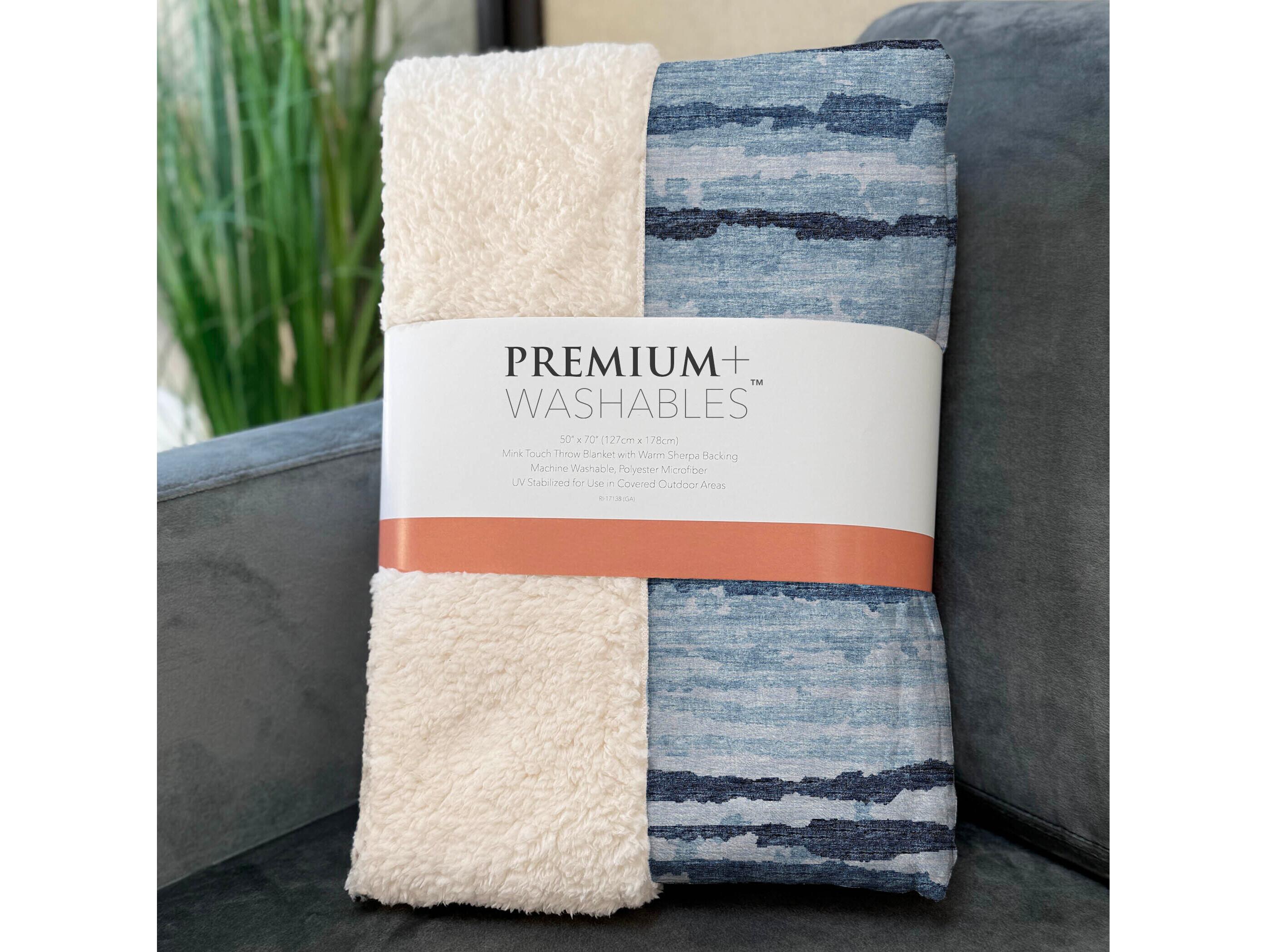 Dalyn Sherpa Blue Polyester Throw