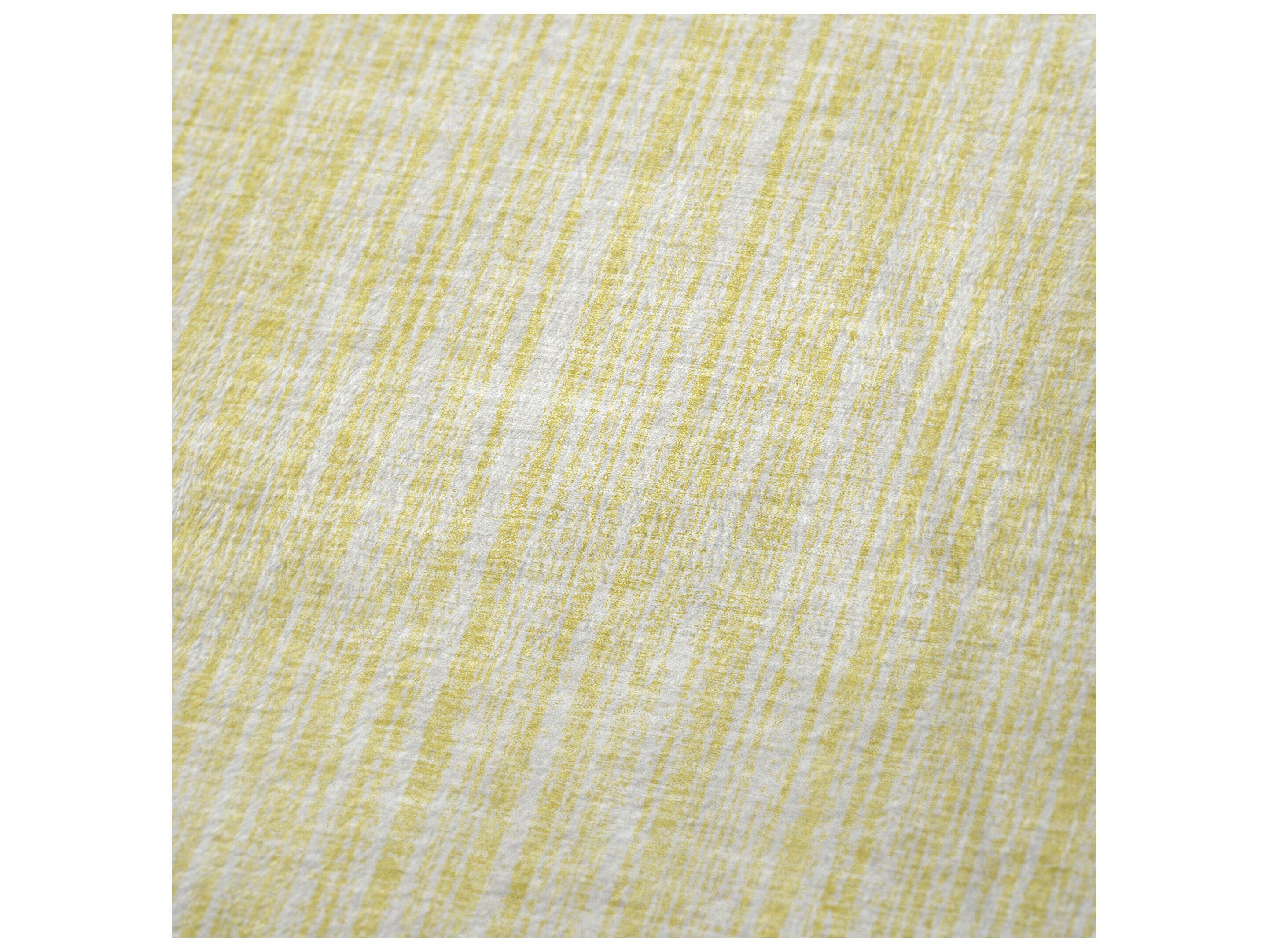 Dalyn Sherpa Gold Polyester Throw