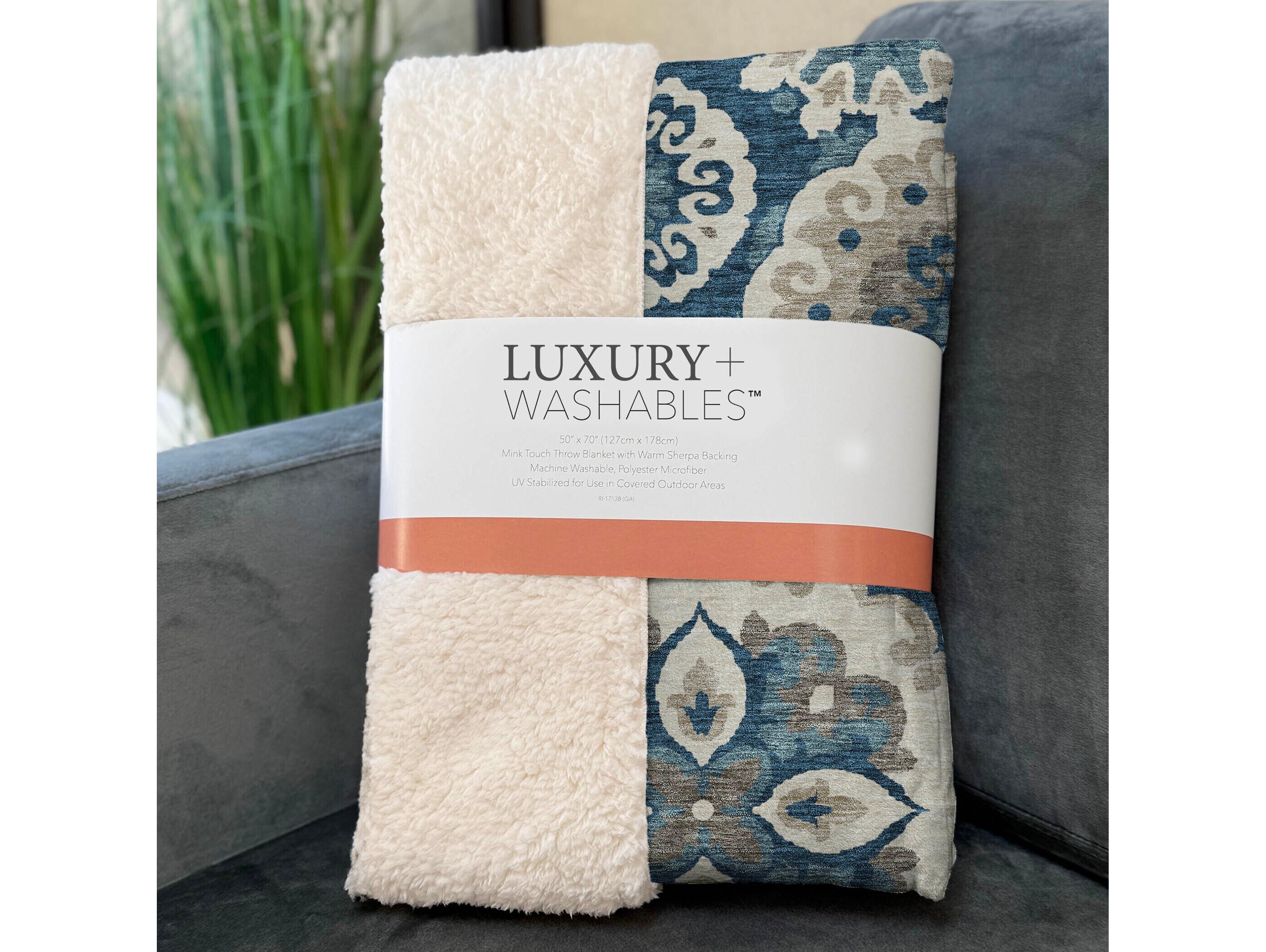 Dalyn Sherpa Blue Polyester Throw