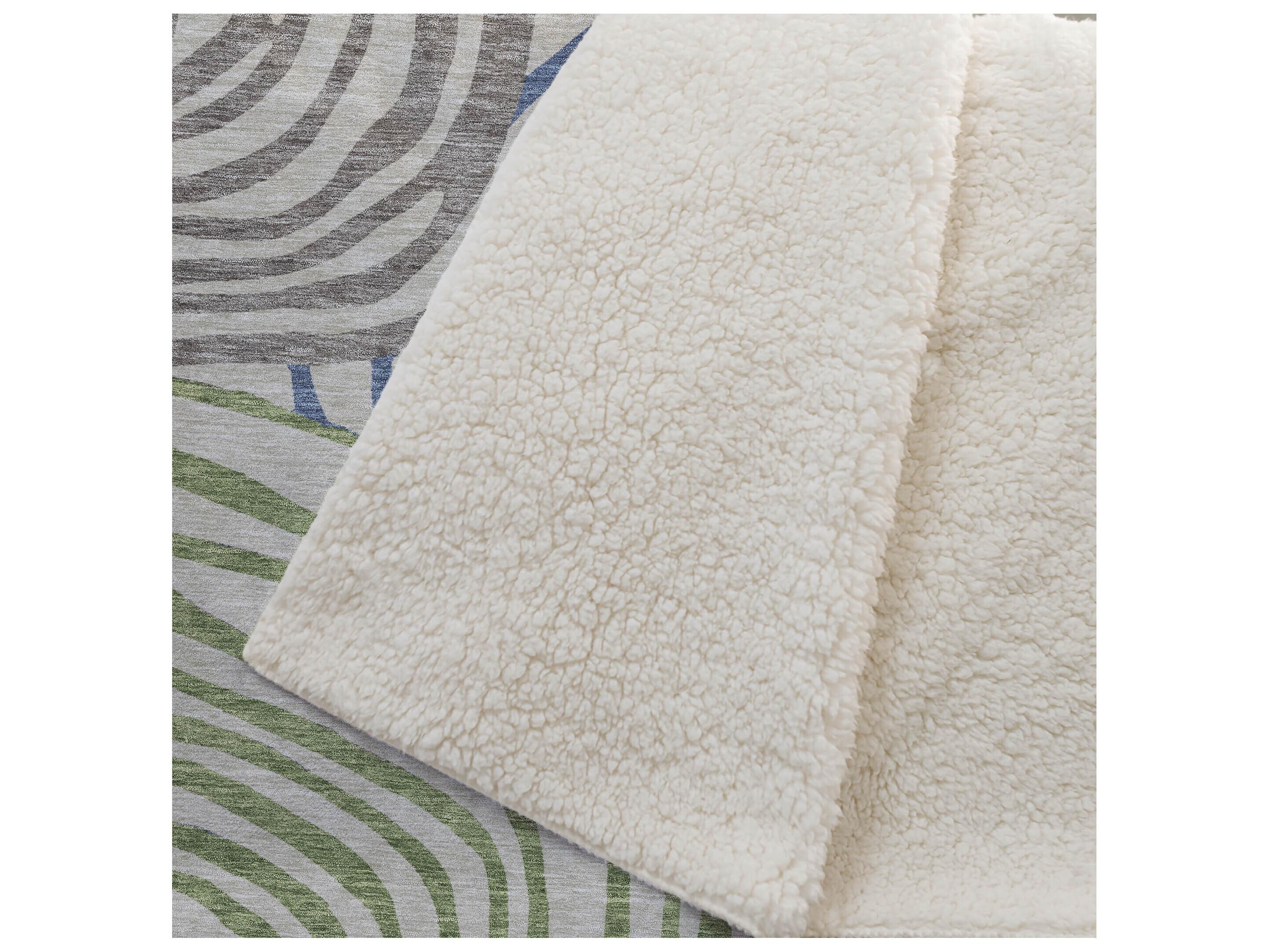 Dalyn Sherpa Brown Polyester Throw