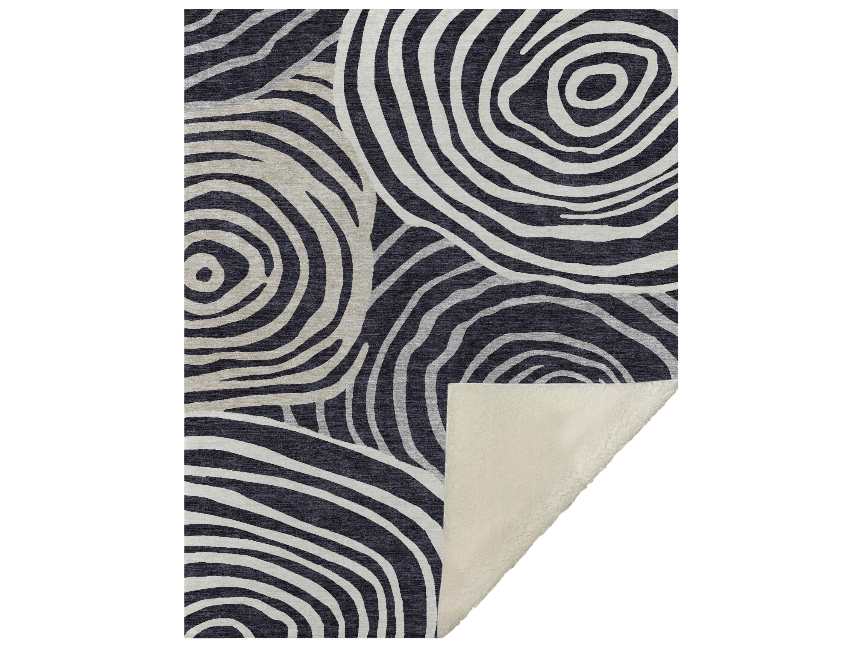 Dalyn Sherpa Black Polyester Throw