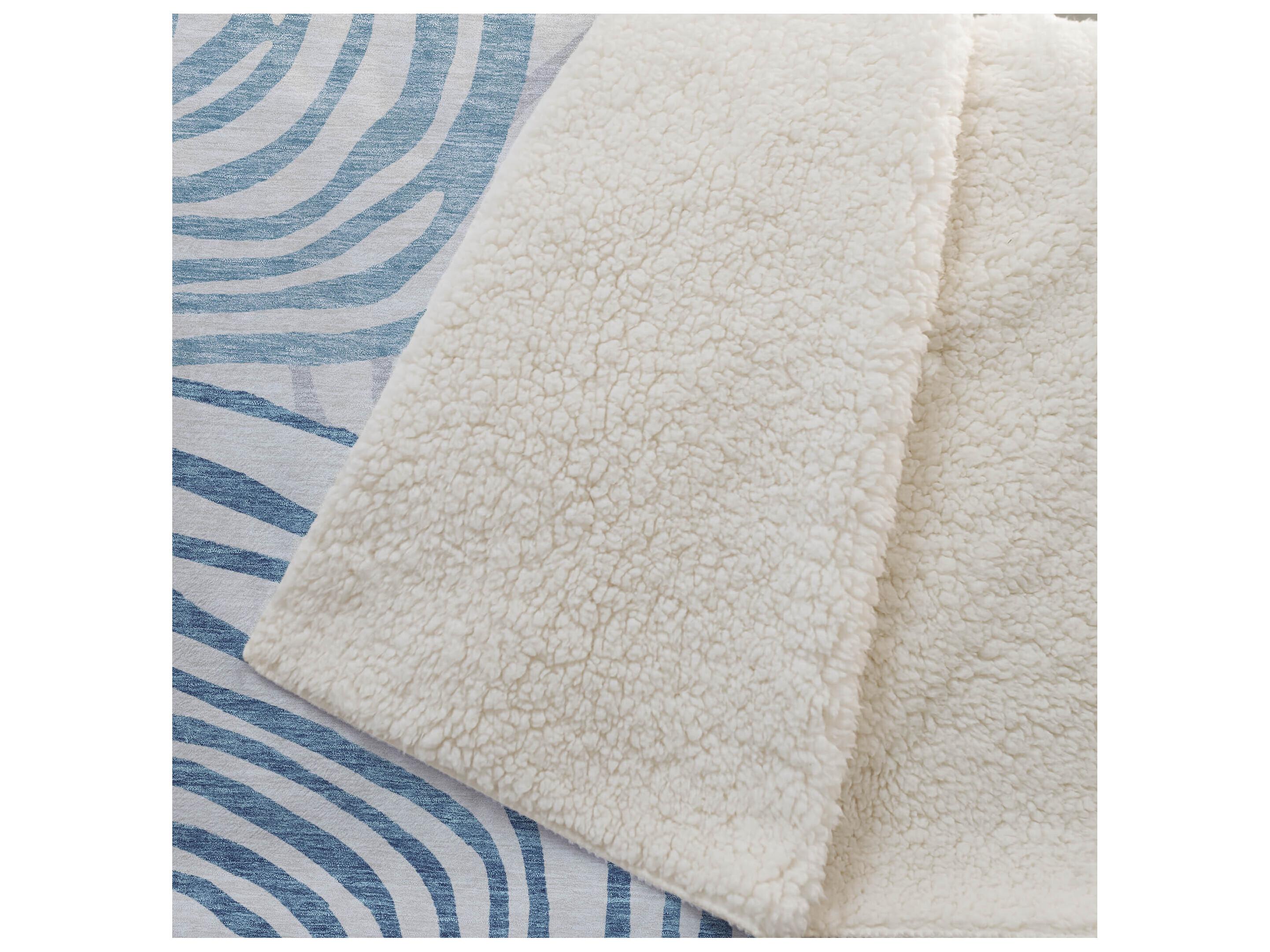 Dalyn Sherpa Teal Polyester Throw