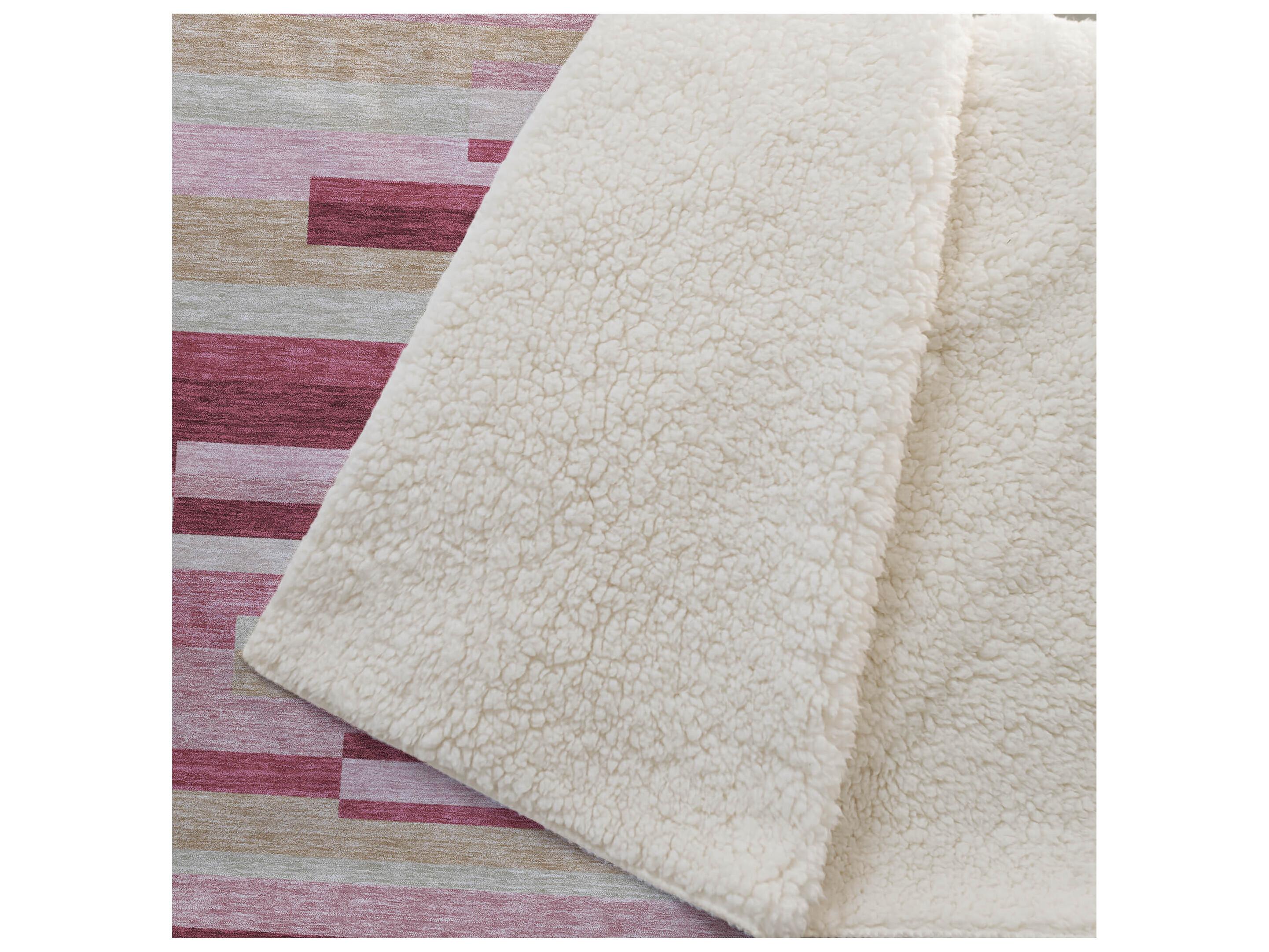 Dalyn Sherpa Pink Polyester Throw