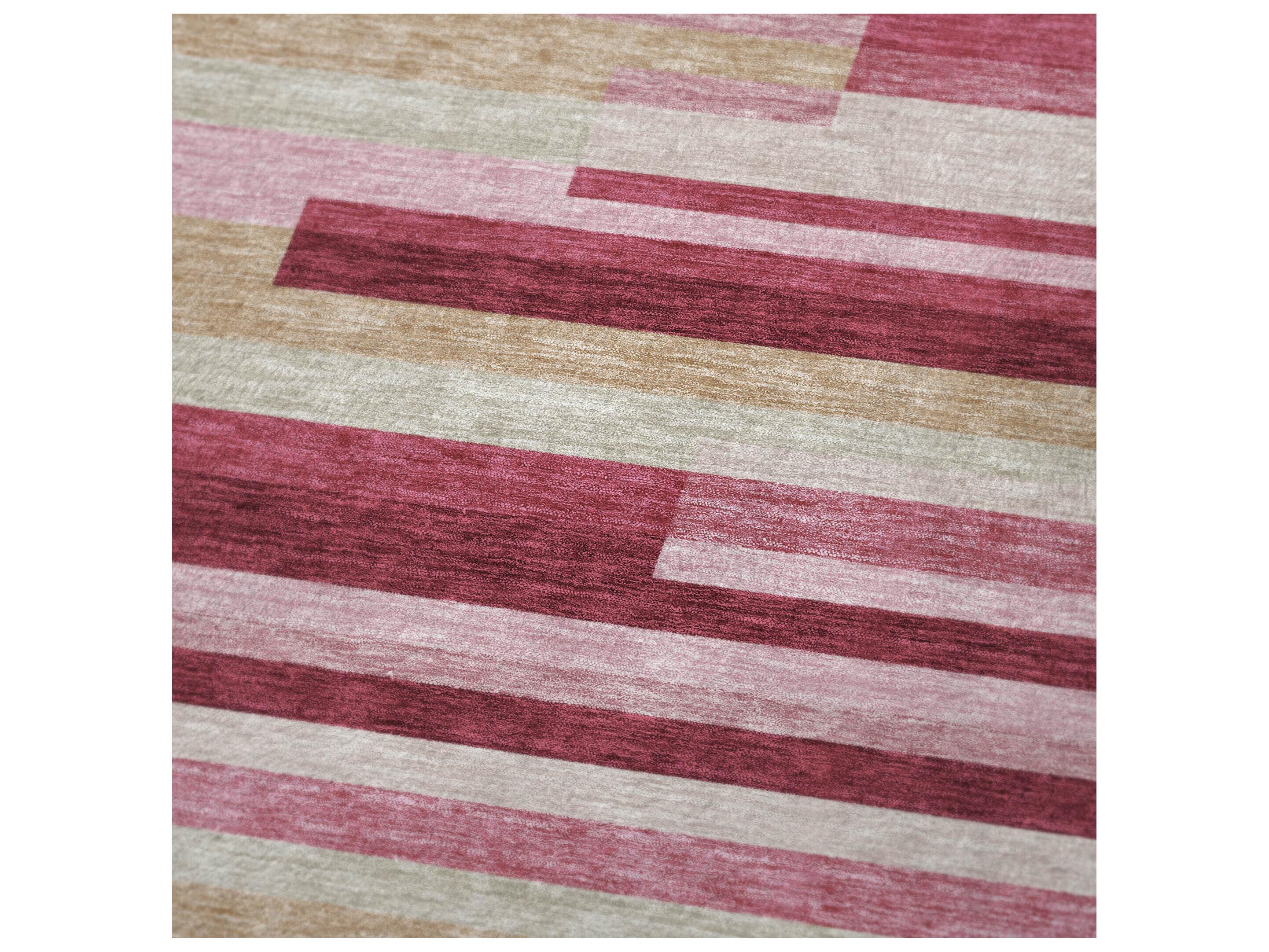 Dalyn Sherpa Pink Polyester Throw