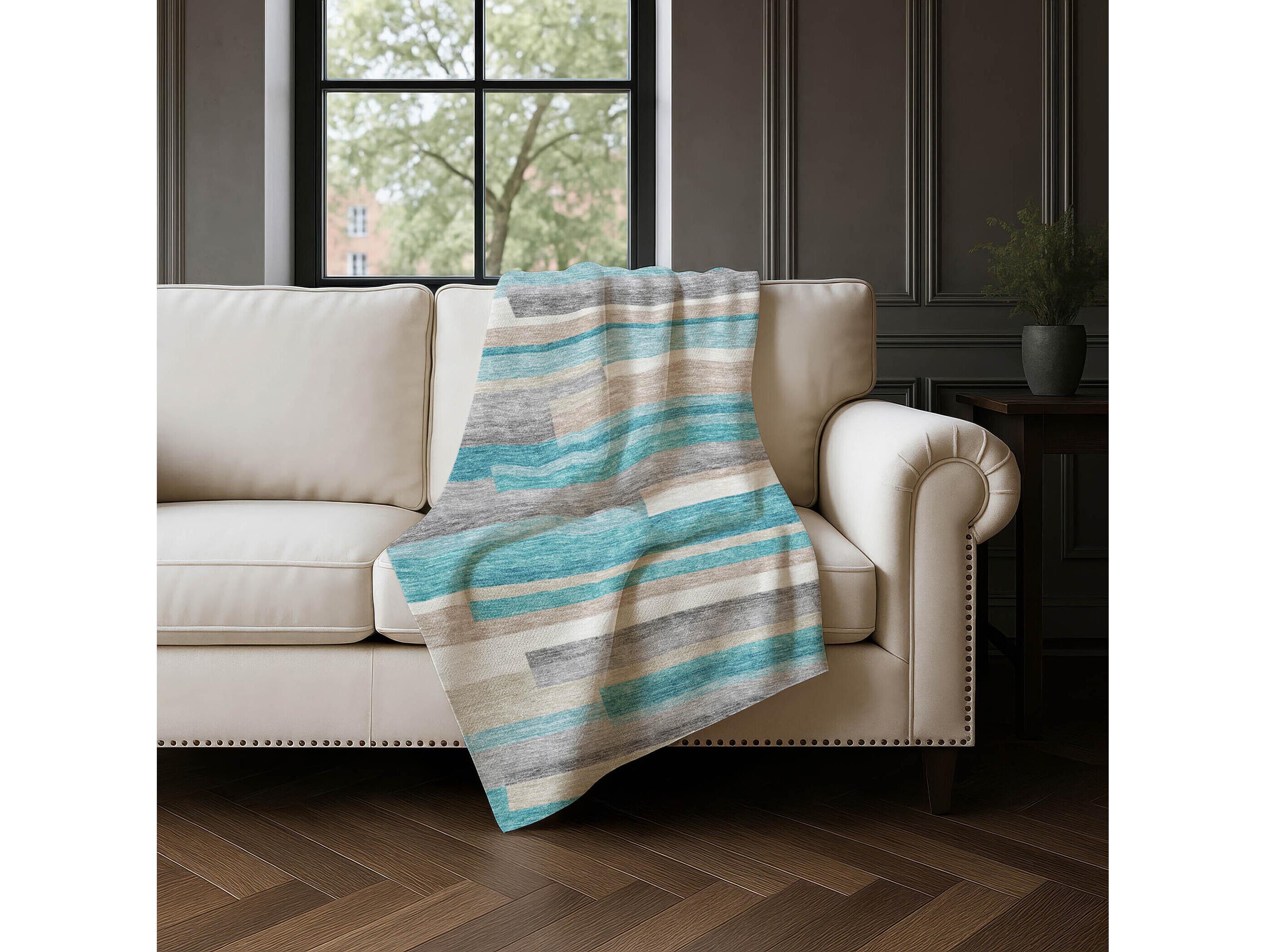 Dalyn Sherpa Teal Polyester Throw