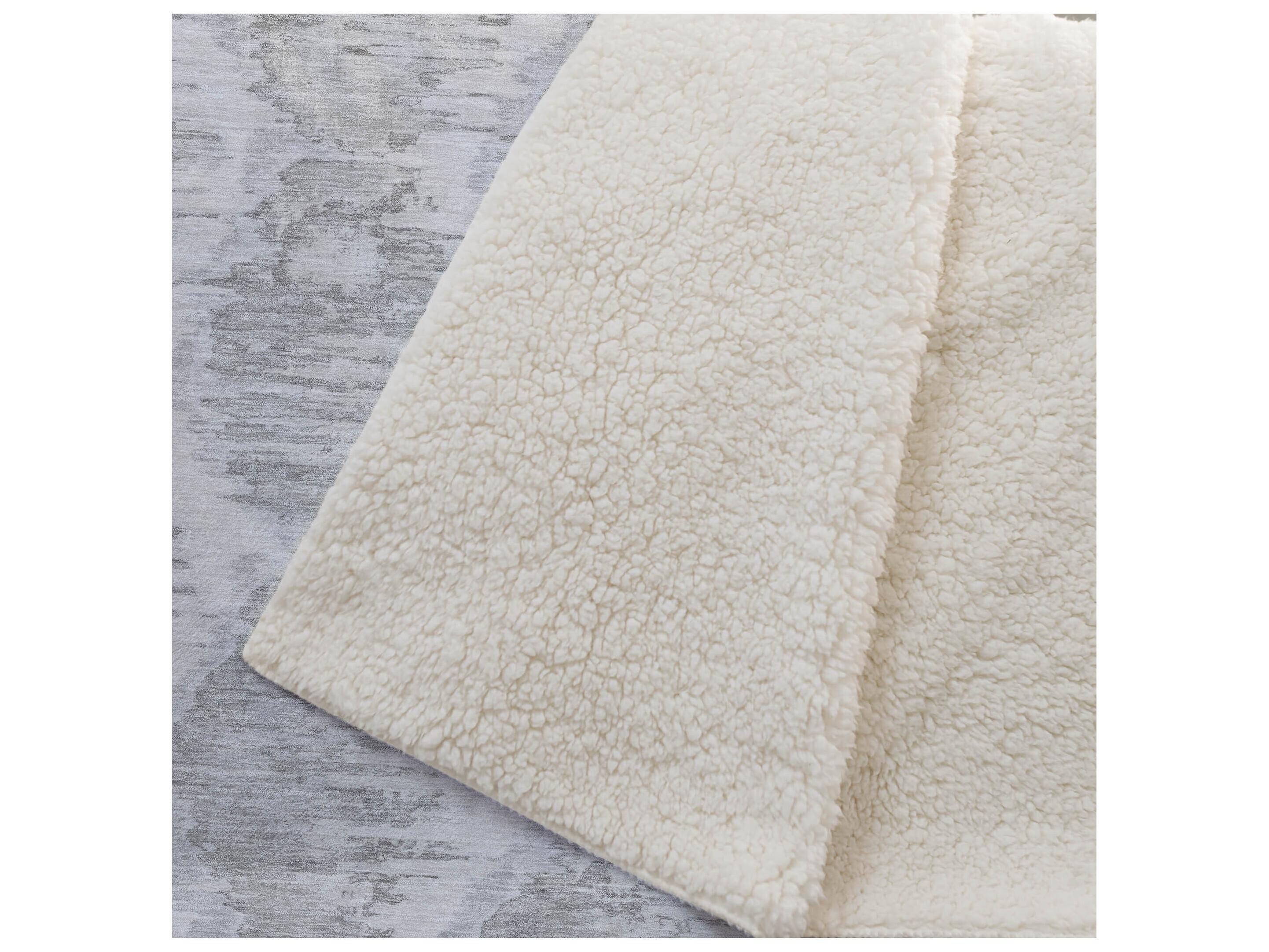Dalyn Sherpa Ivory Polyester Throw