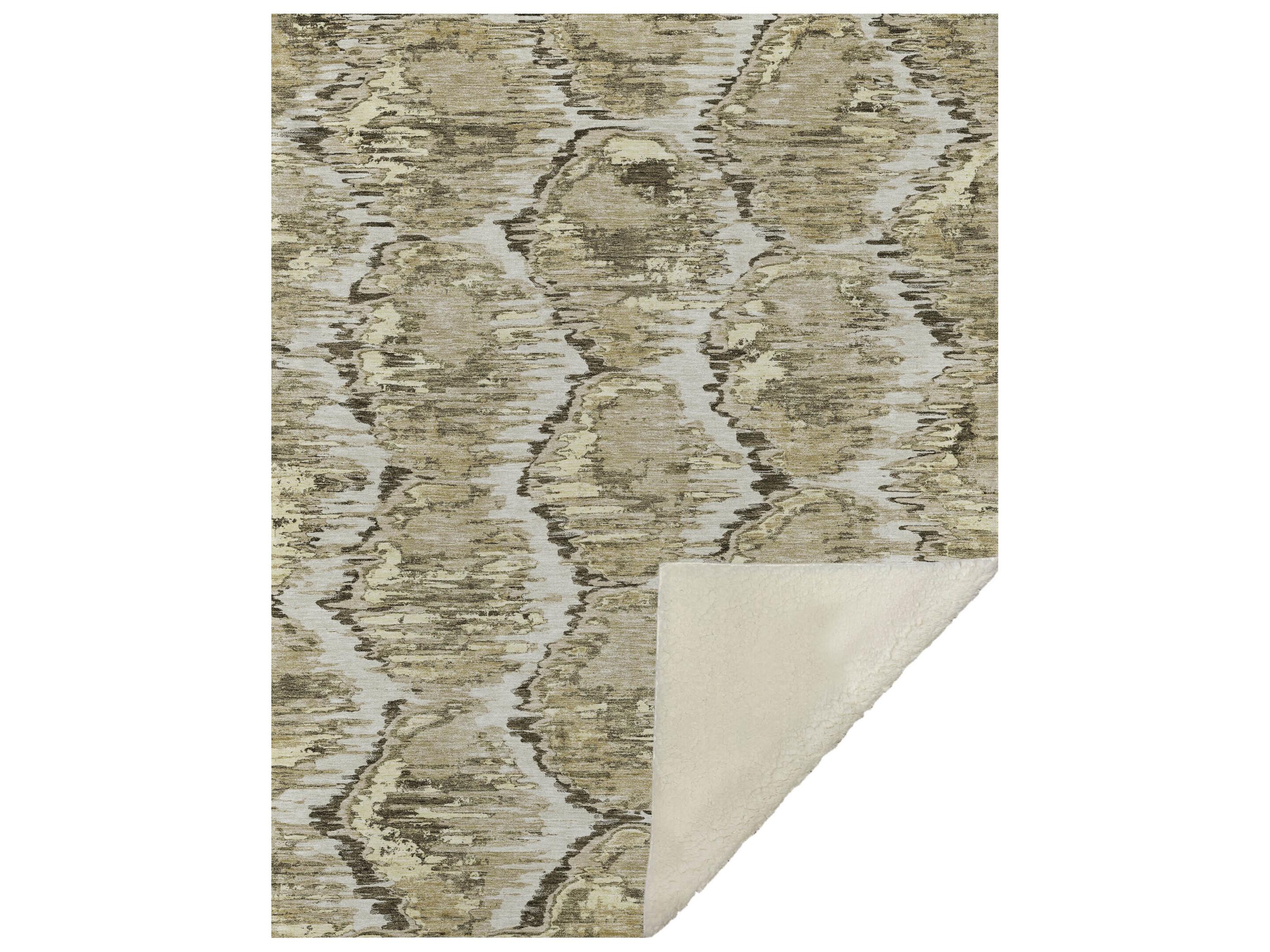 Dalyn Sherpa Brown Polyester Throw