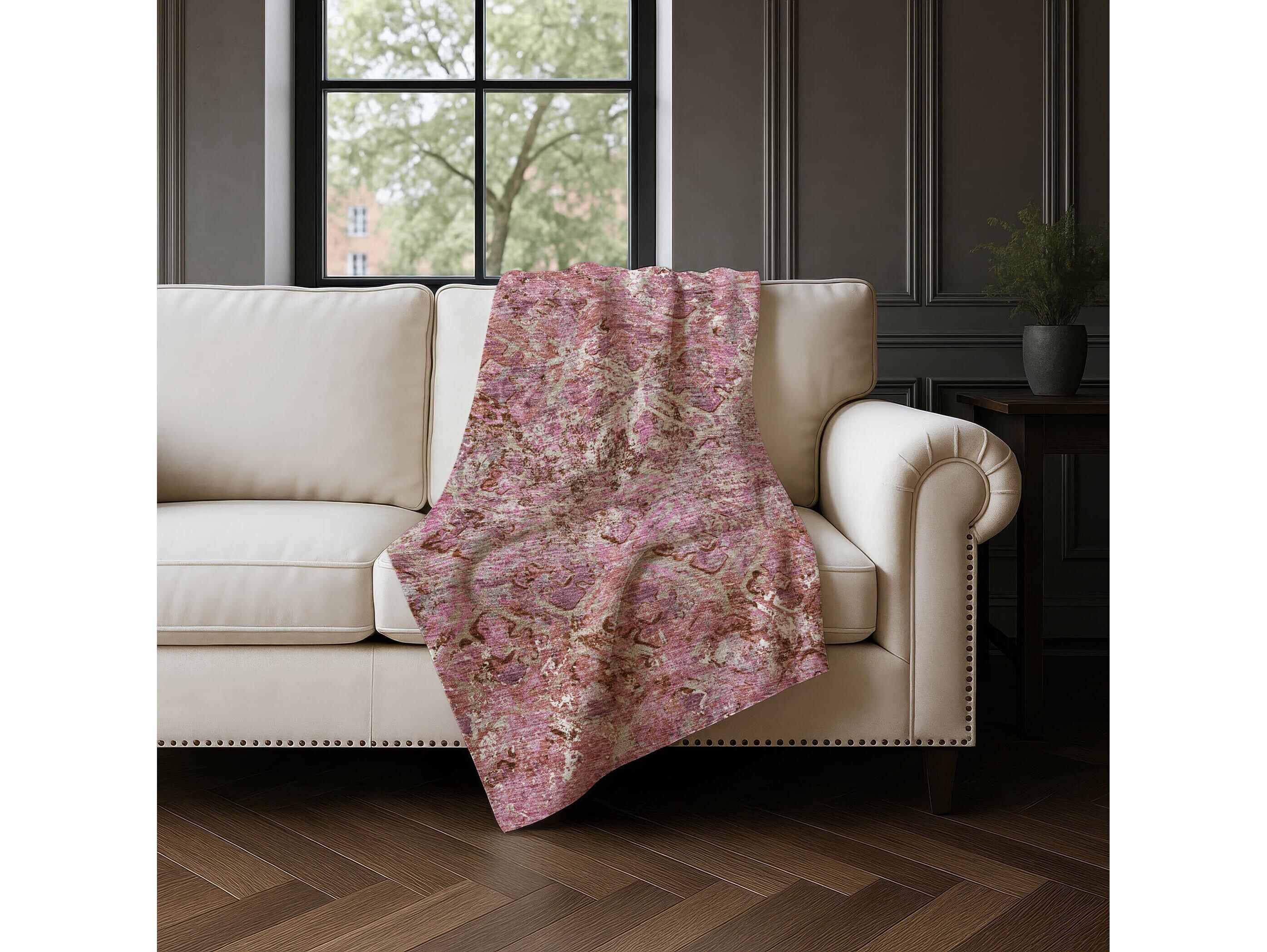 Dalyn Sherpa Pink Polyester Throw