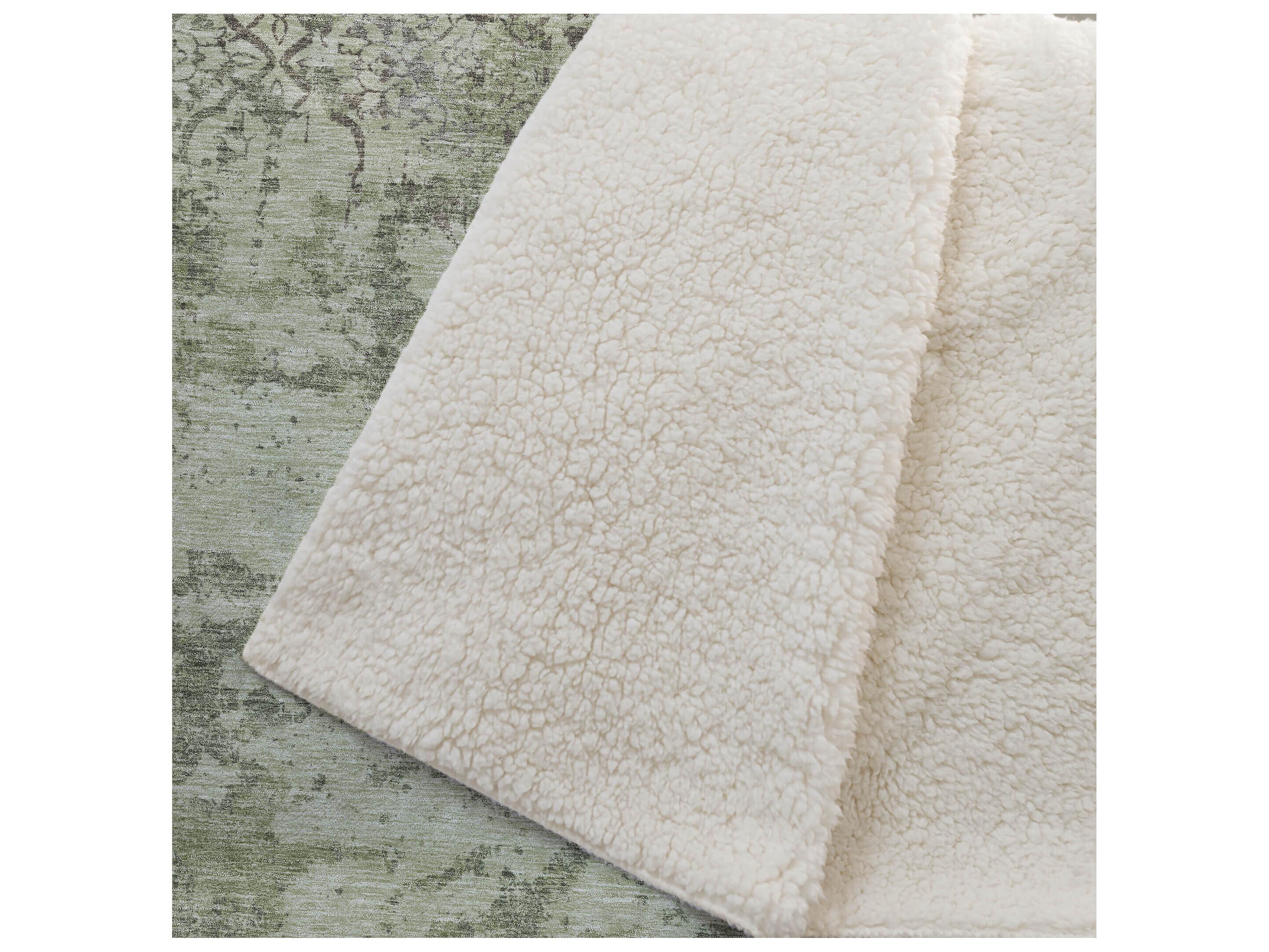 Dalyn Sherpa Green Polyester Throw