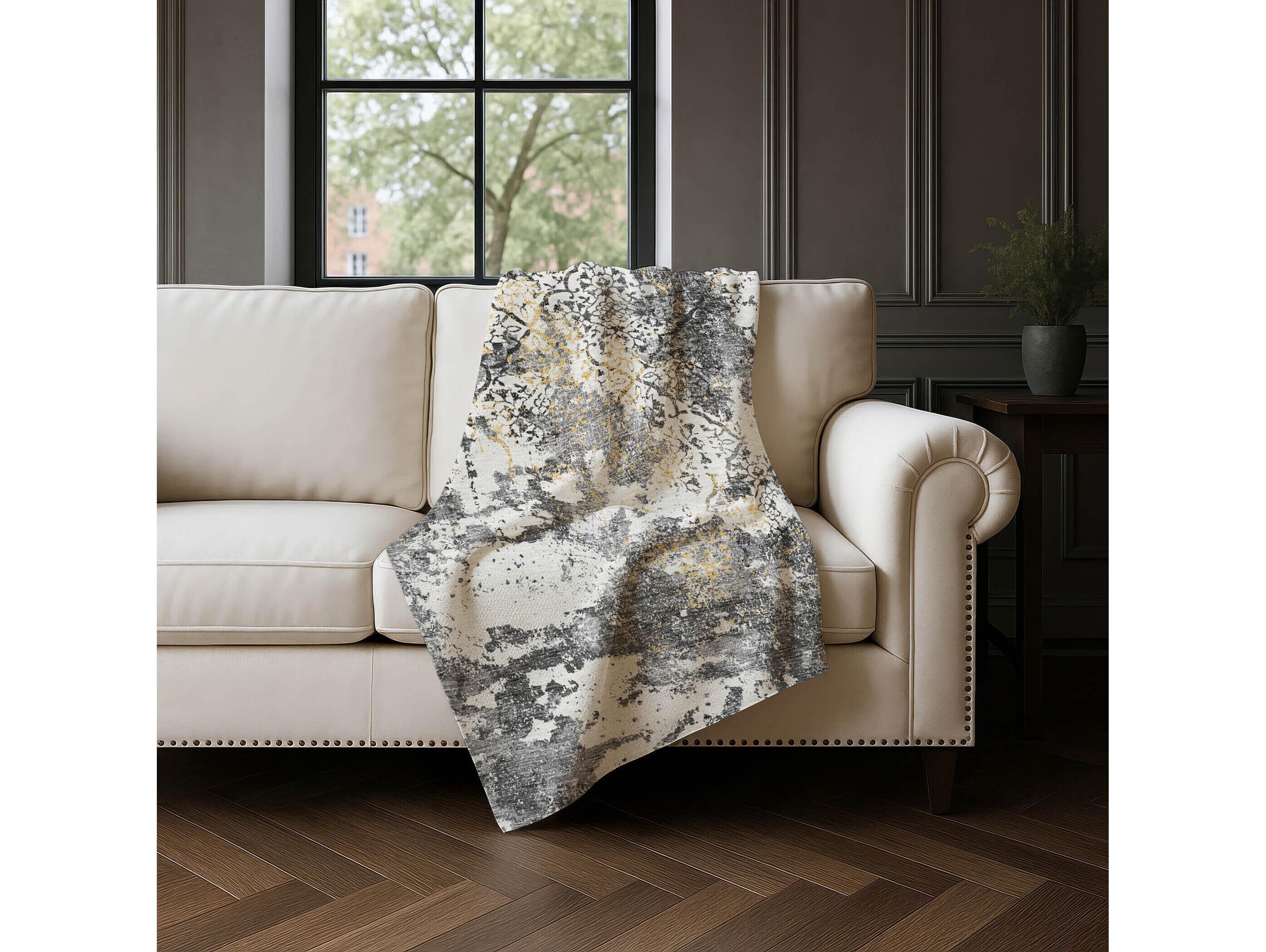 Dalyn Sherpa Gray Polyester Throw