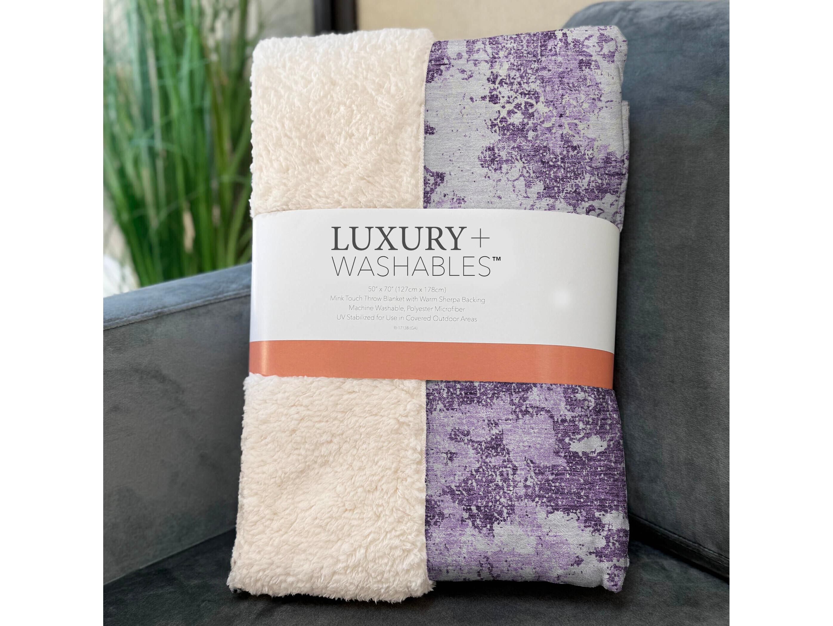 Dalyn Sherpa Purple Polyester Throw