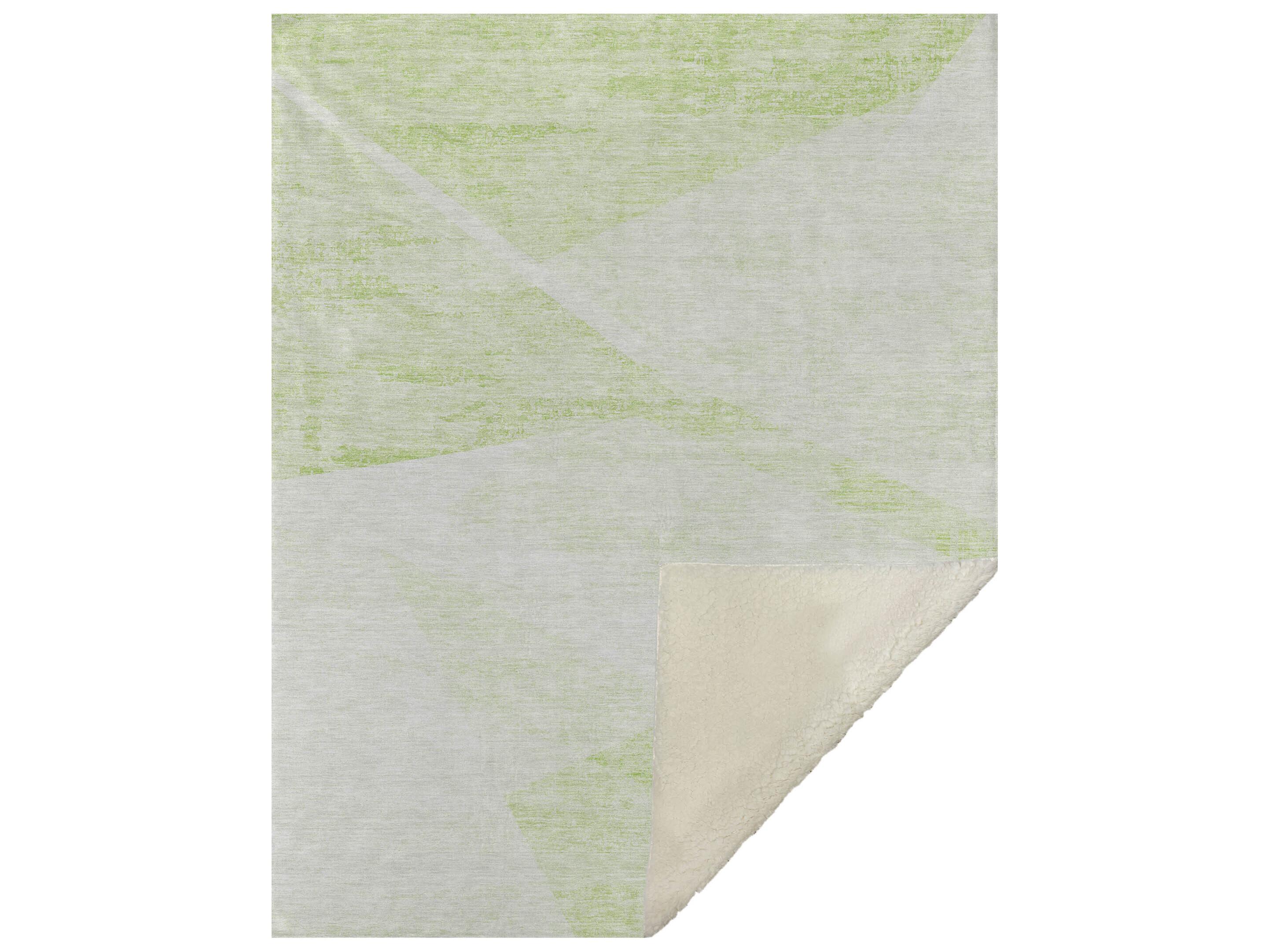 Dalyn Sherpa Green Polyester Throw