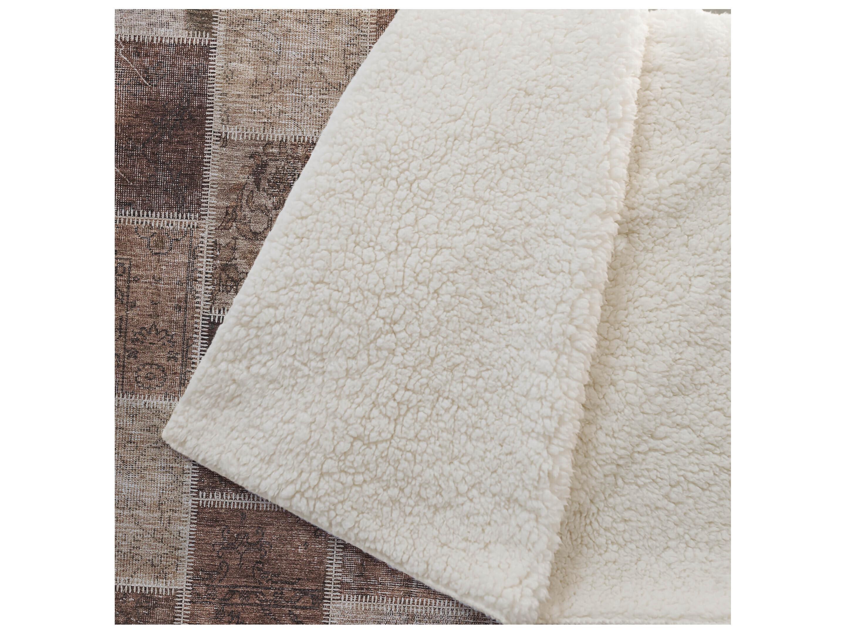 Dalyn Sherpa Orange Polyester Throw