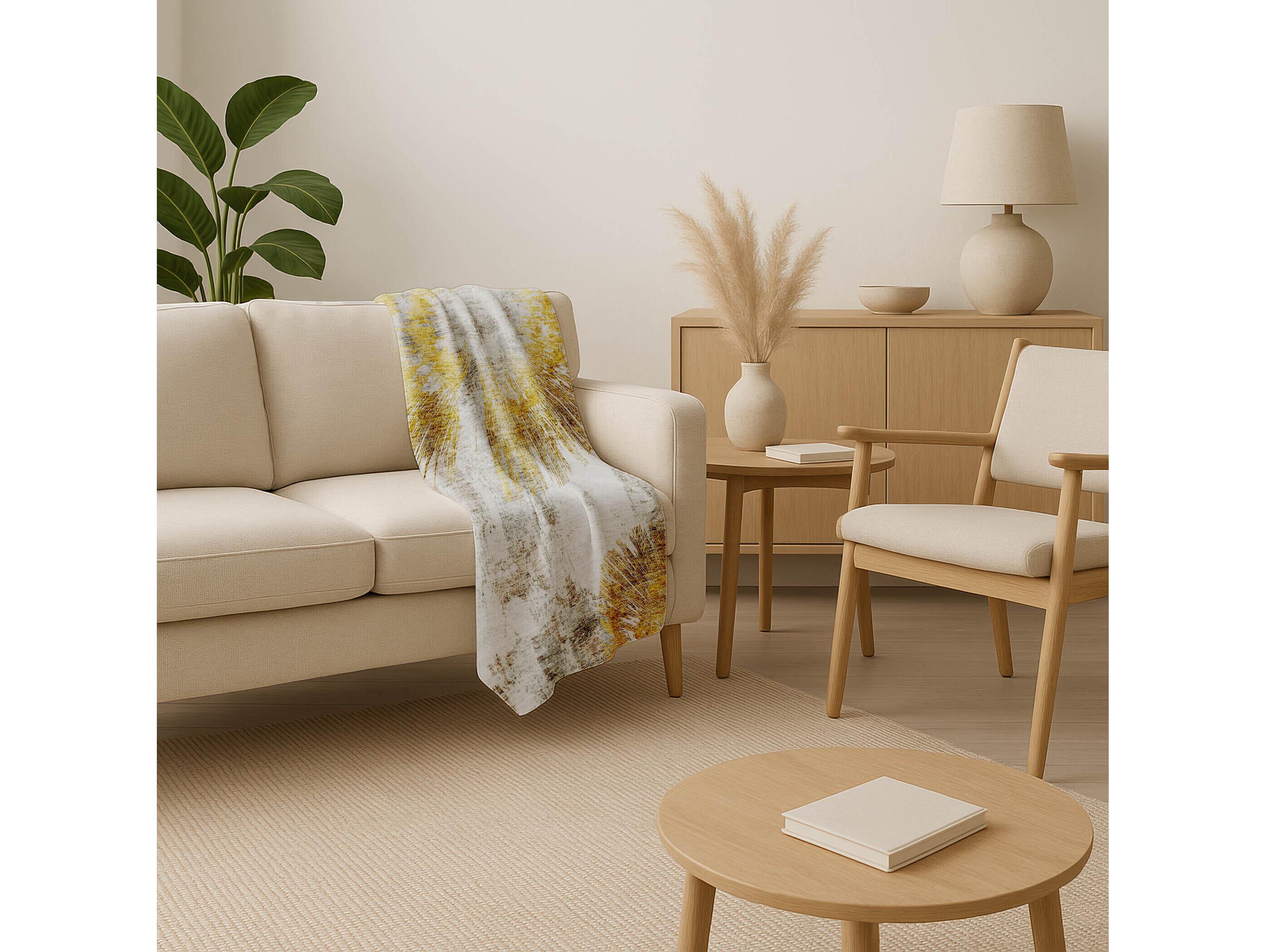 Dalyn Sherpa Gold Polyester Throw