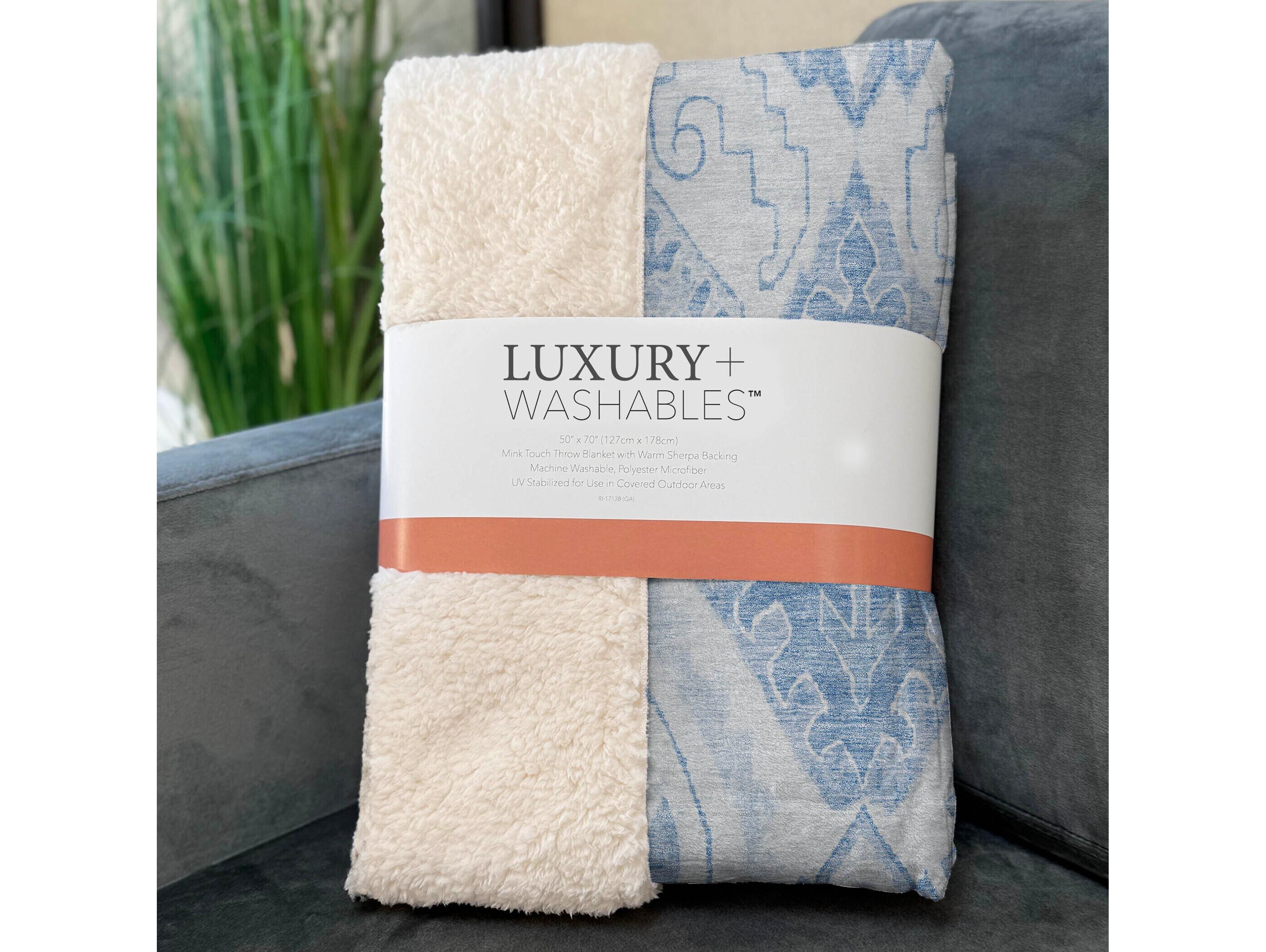 Dalyn Sherpa Blue Polyester Throw