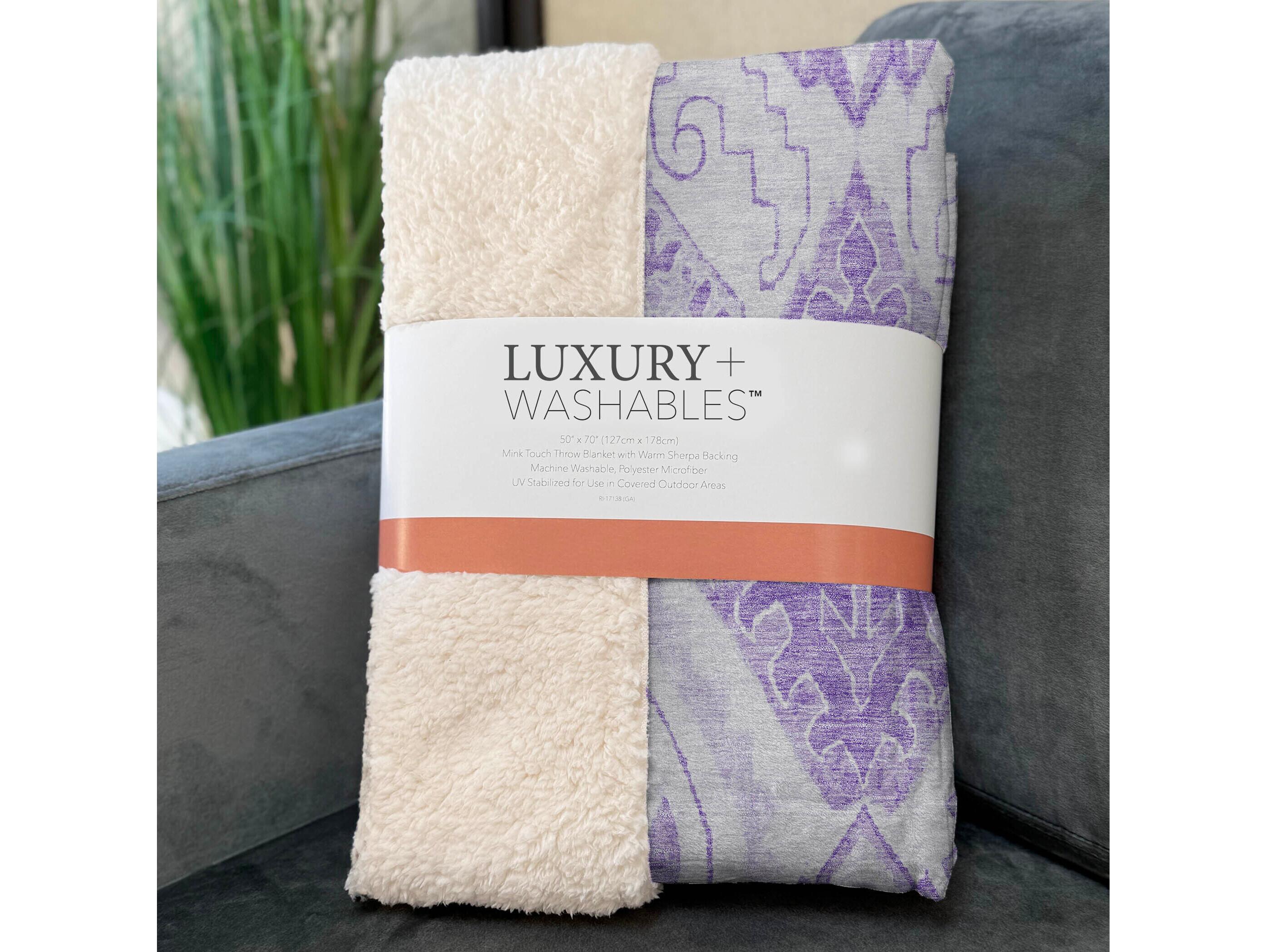 Dalyn Sherpa Purple Polyester Throw