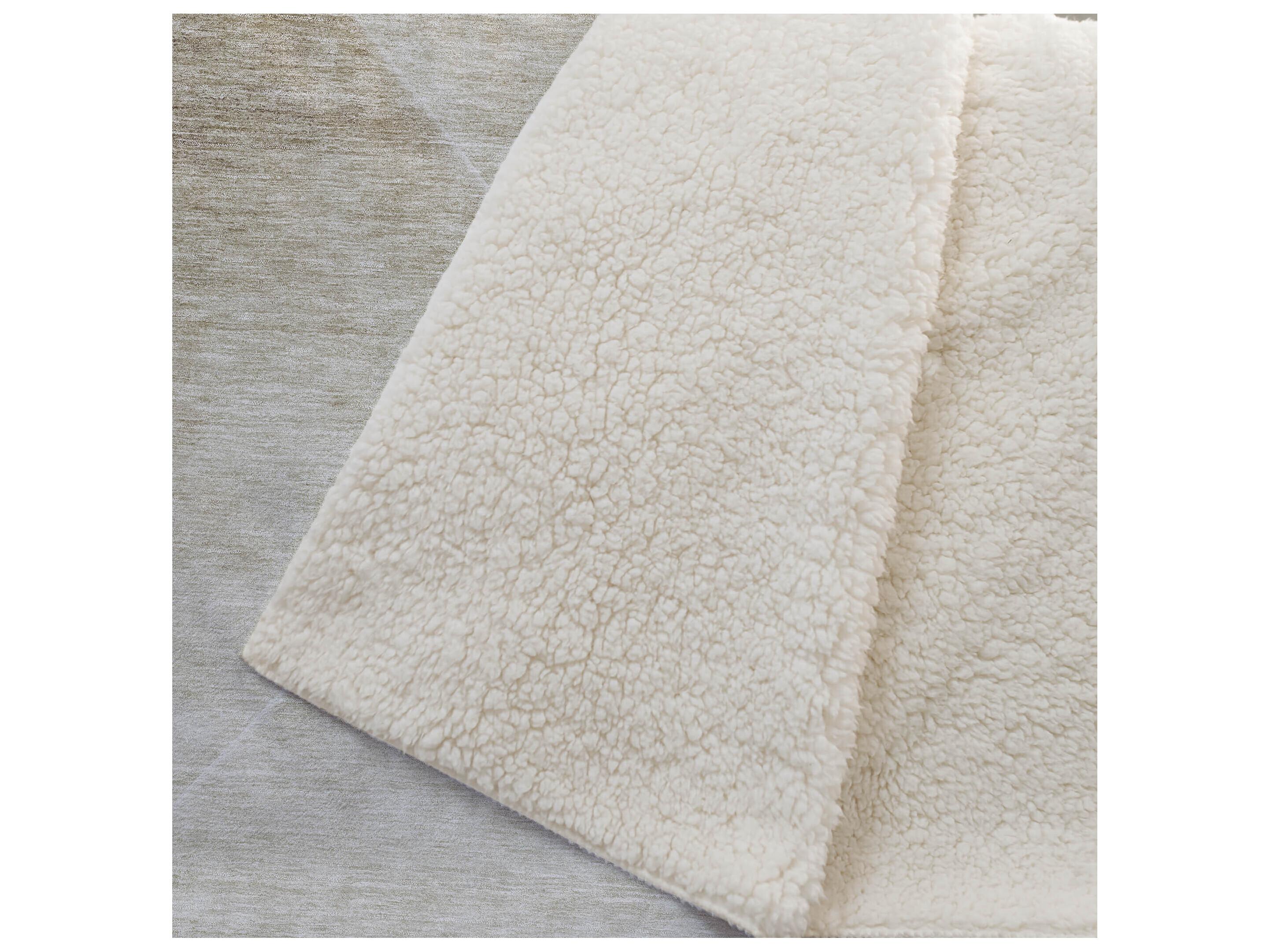 Dalyn Sherpa Brown Polyester Throw