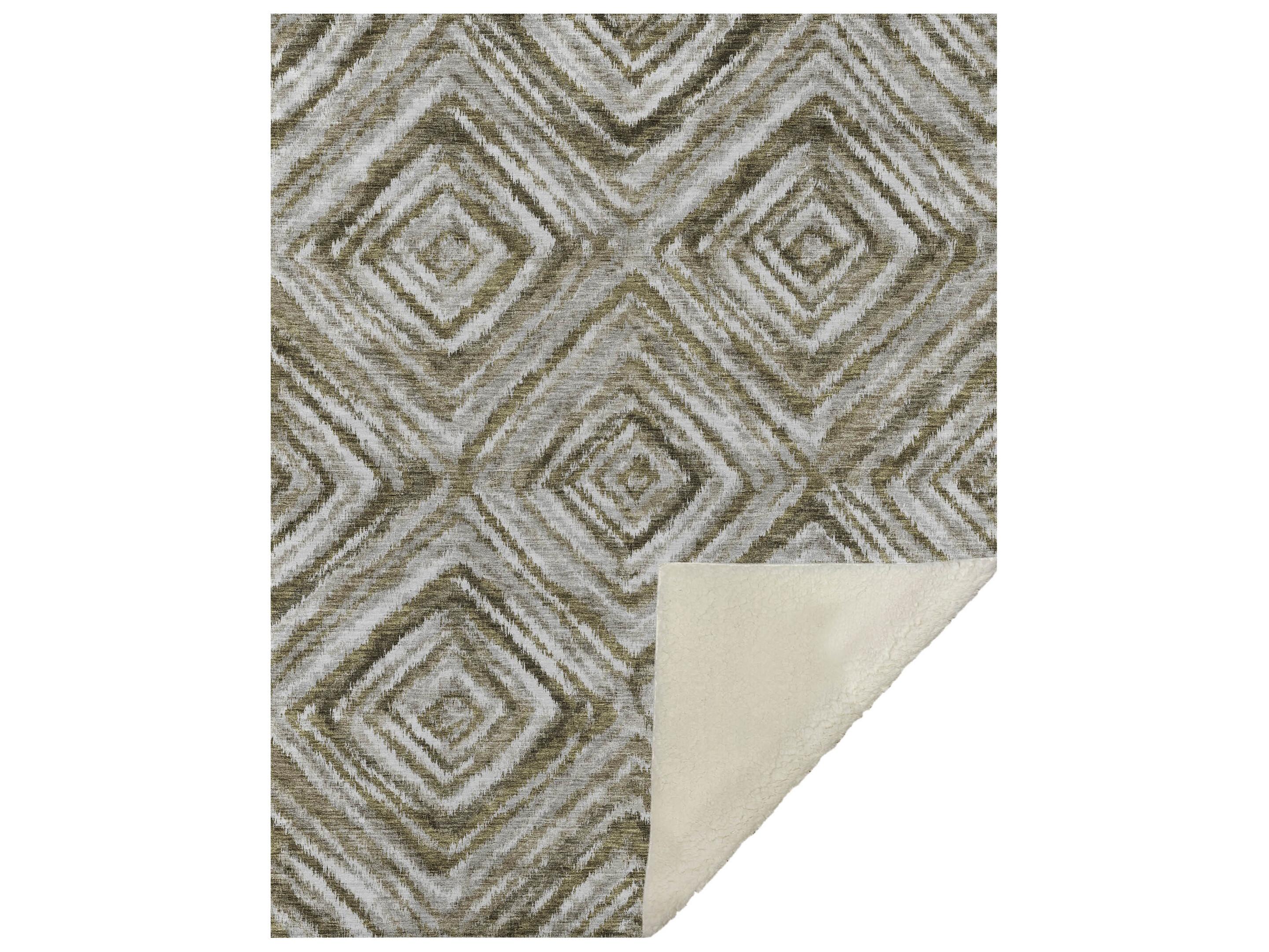 Dalyn Sherpa Brown Polyester Throw