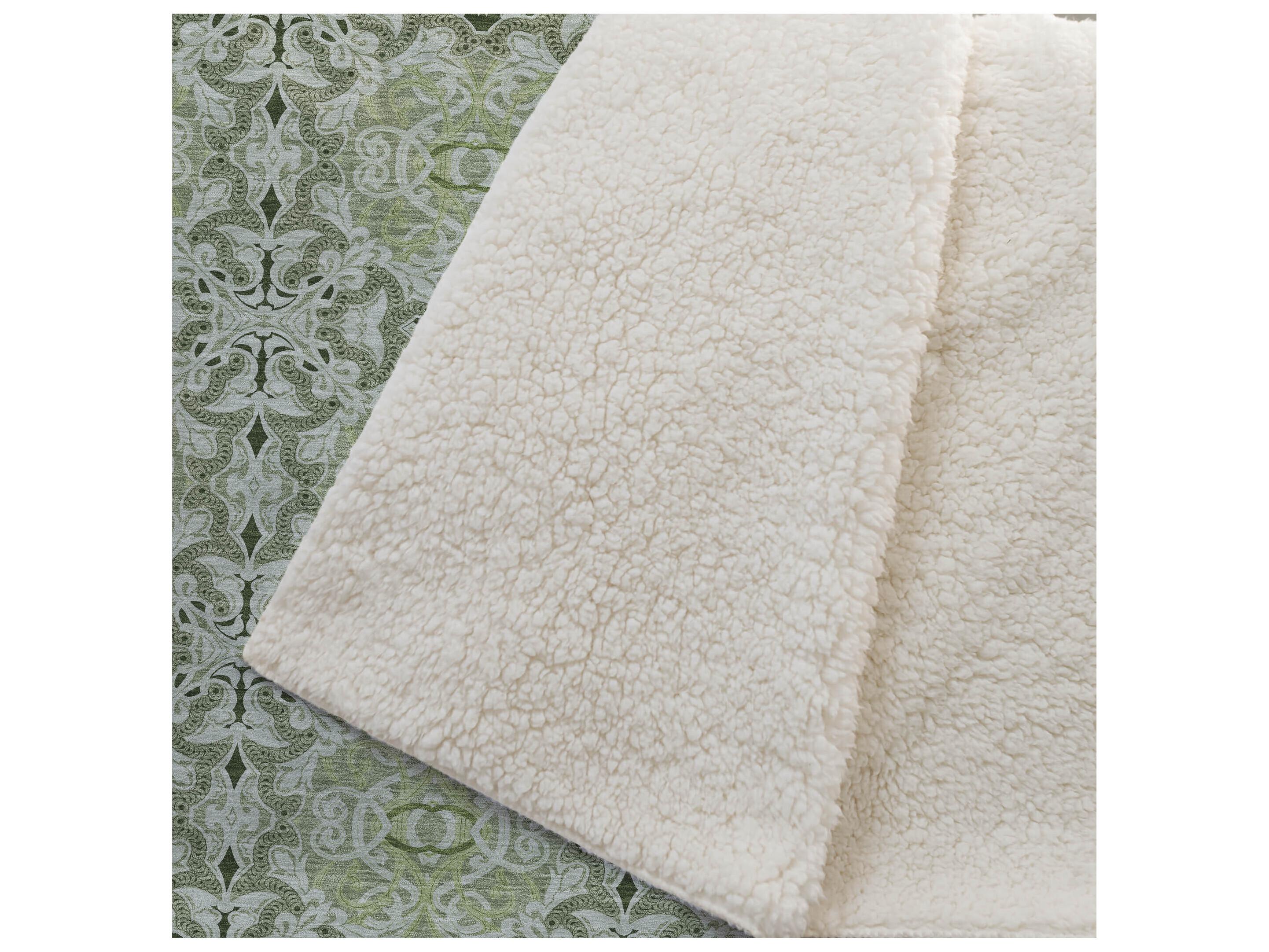 Dalyn Sherpa Green Polyester Throw