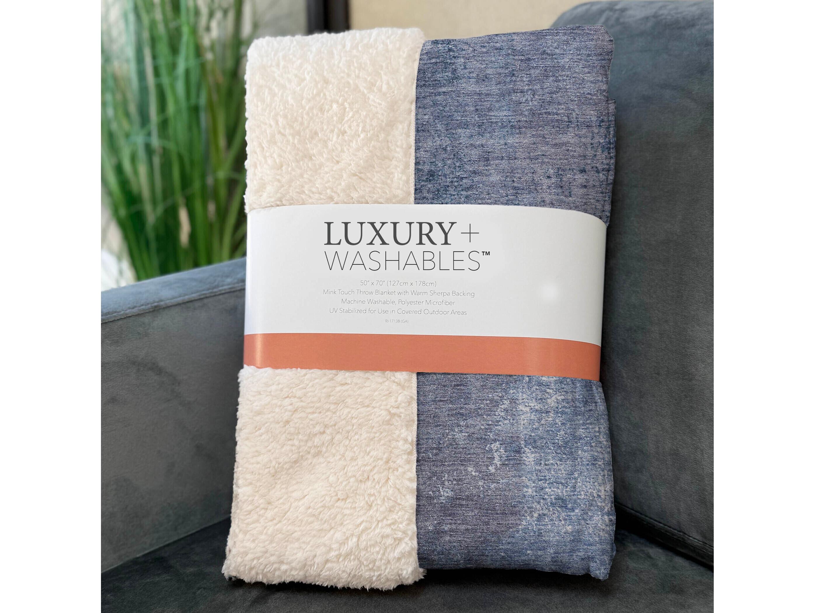 Dalyn Sherpa Blue Polyester Throw