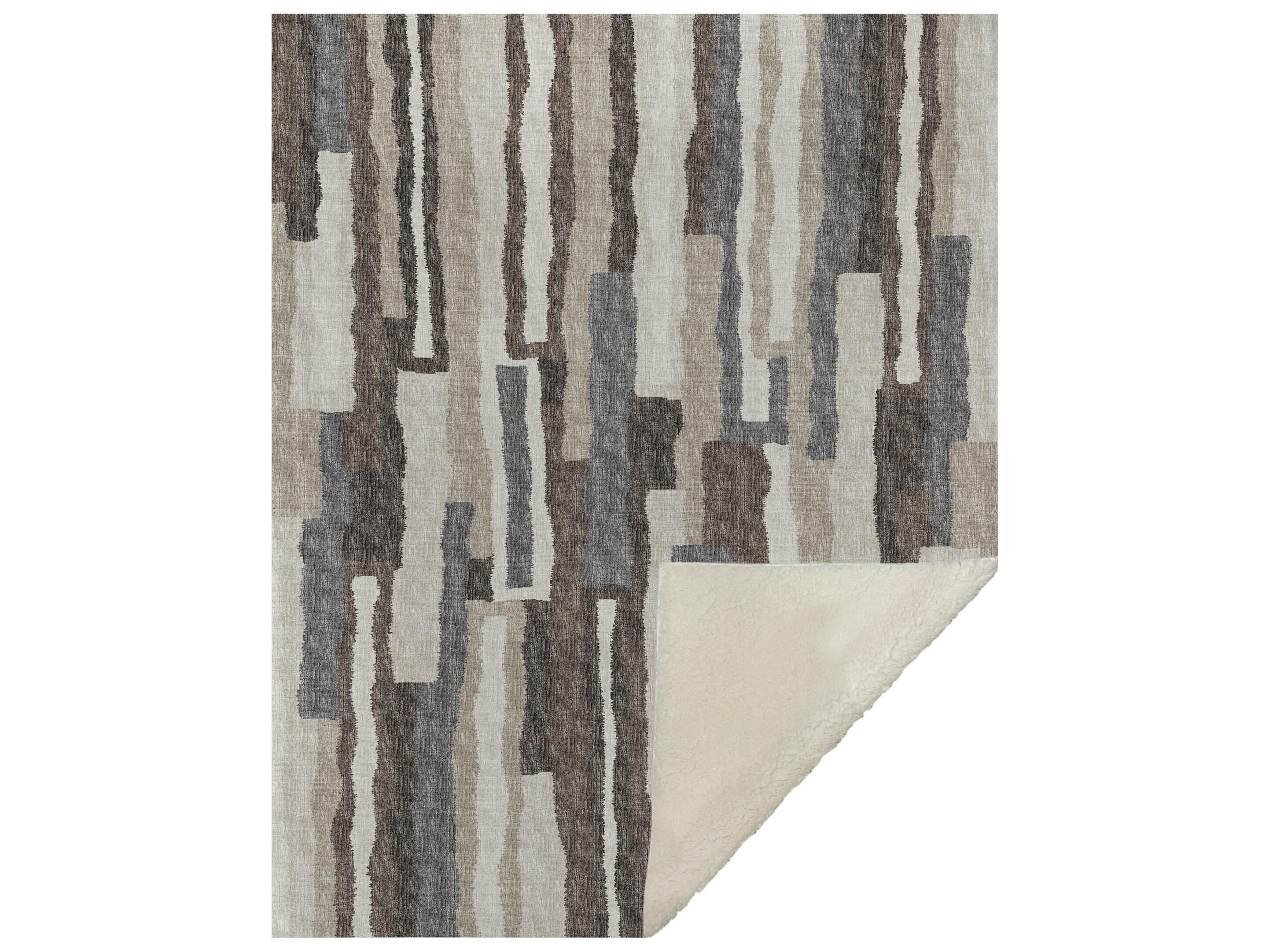 Dalyn Sherpa Brown Polyester Throw