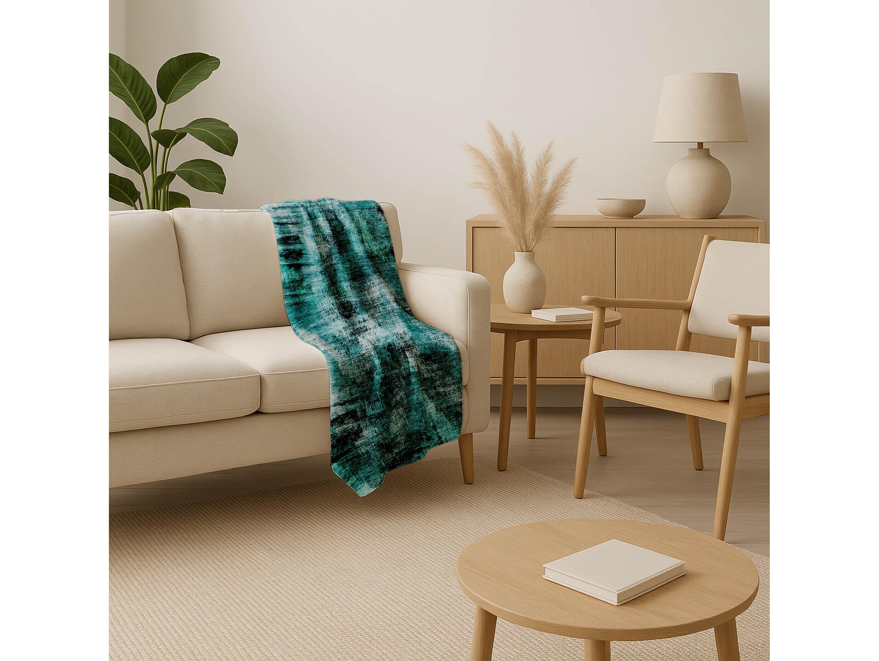 Dalyn Sherpa Teal Polyester Throw