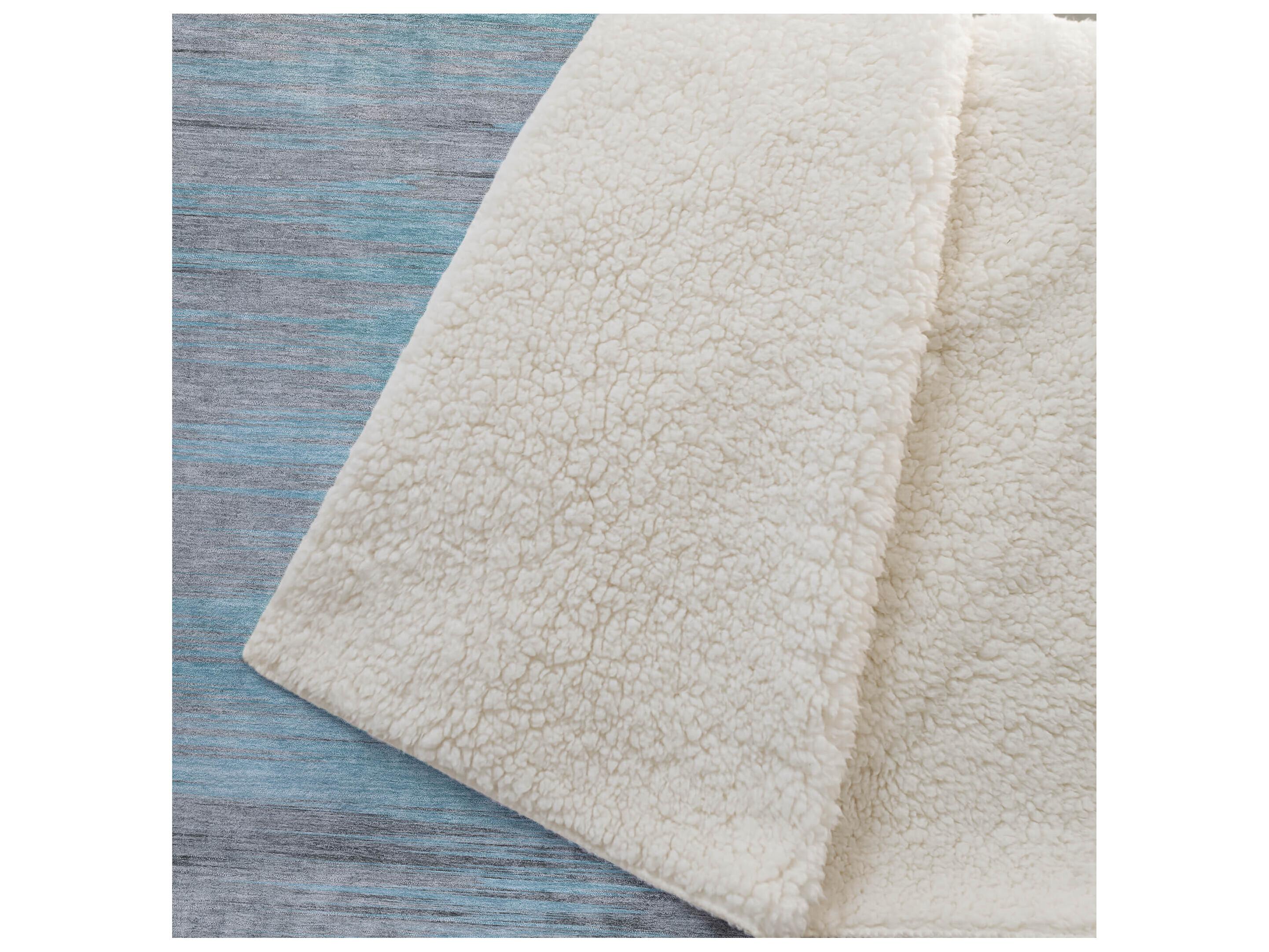 Dalyn Sherpa Teal Polyester Throw