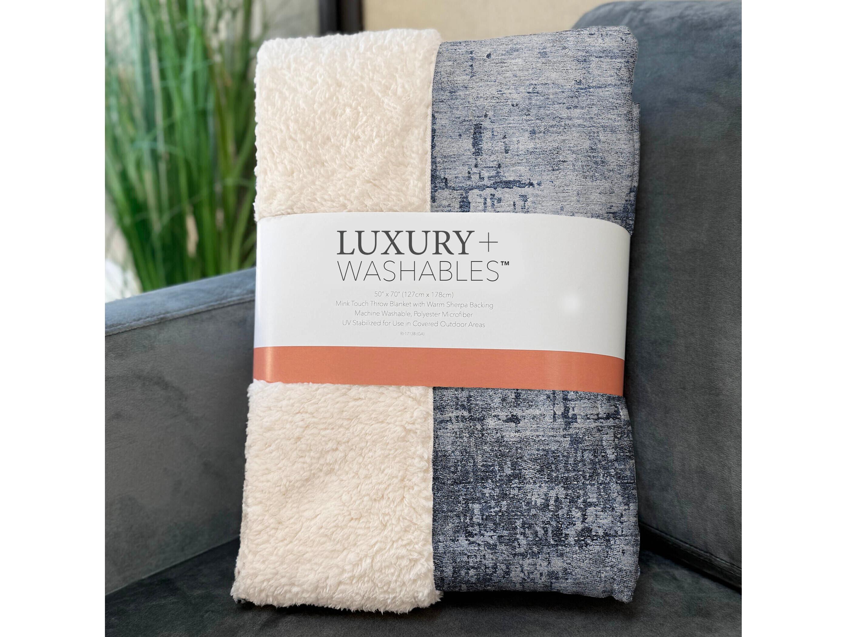 Dalyn Sherpa Blue Polyester Throw