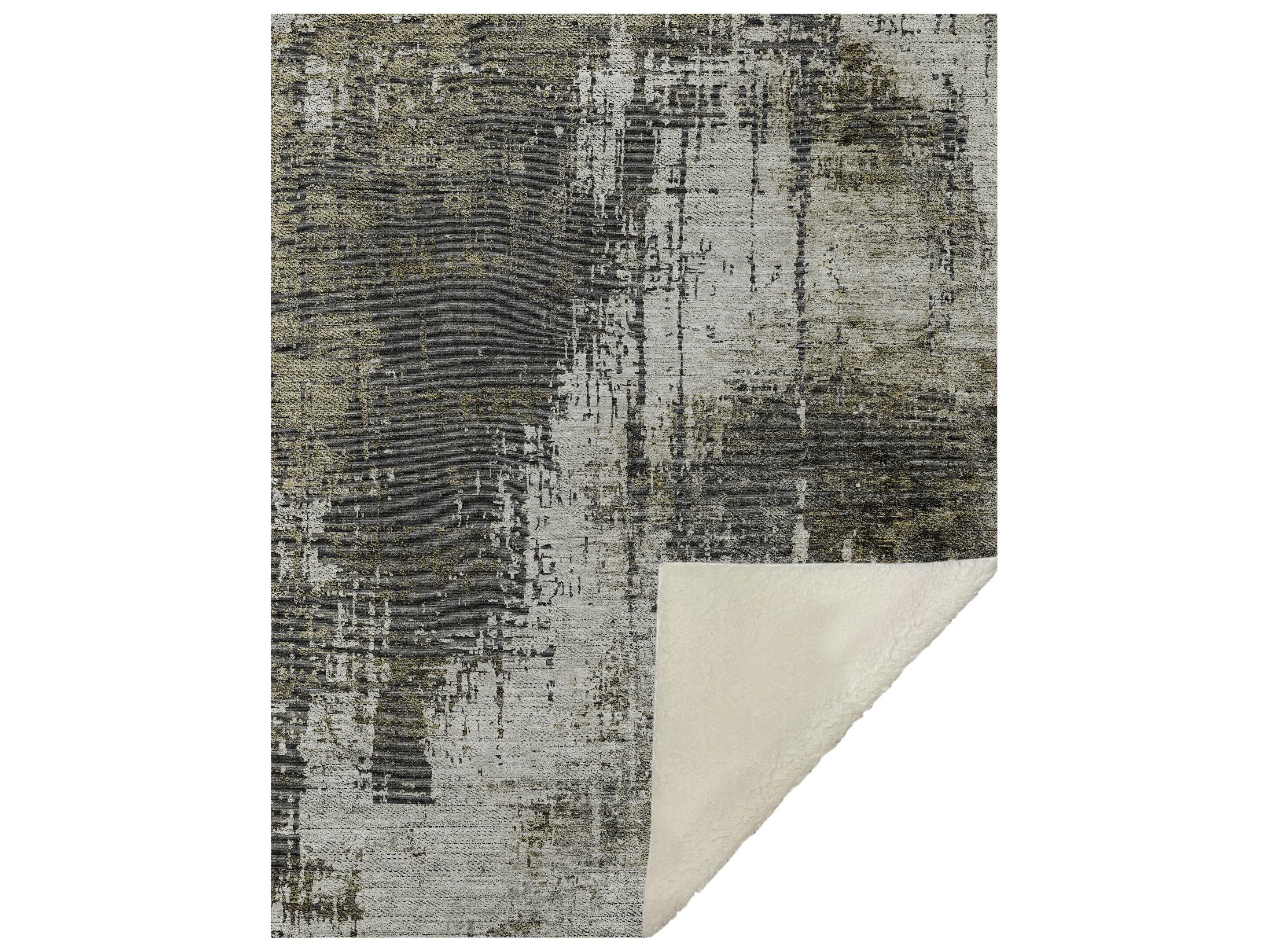 Dalyn Sherpa Brown Polyester Throw