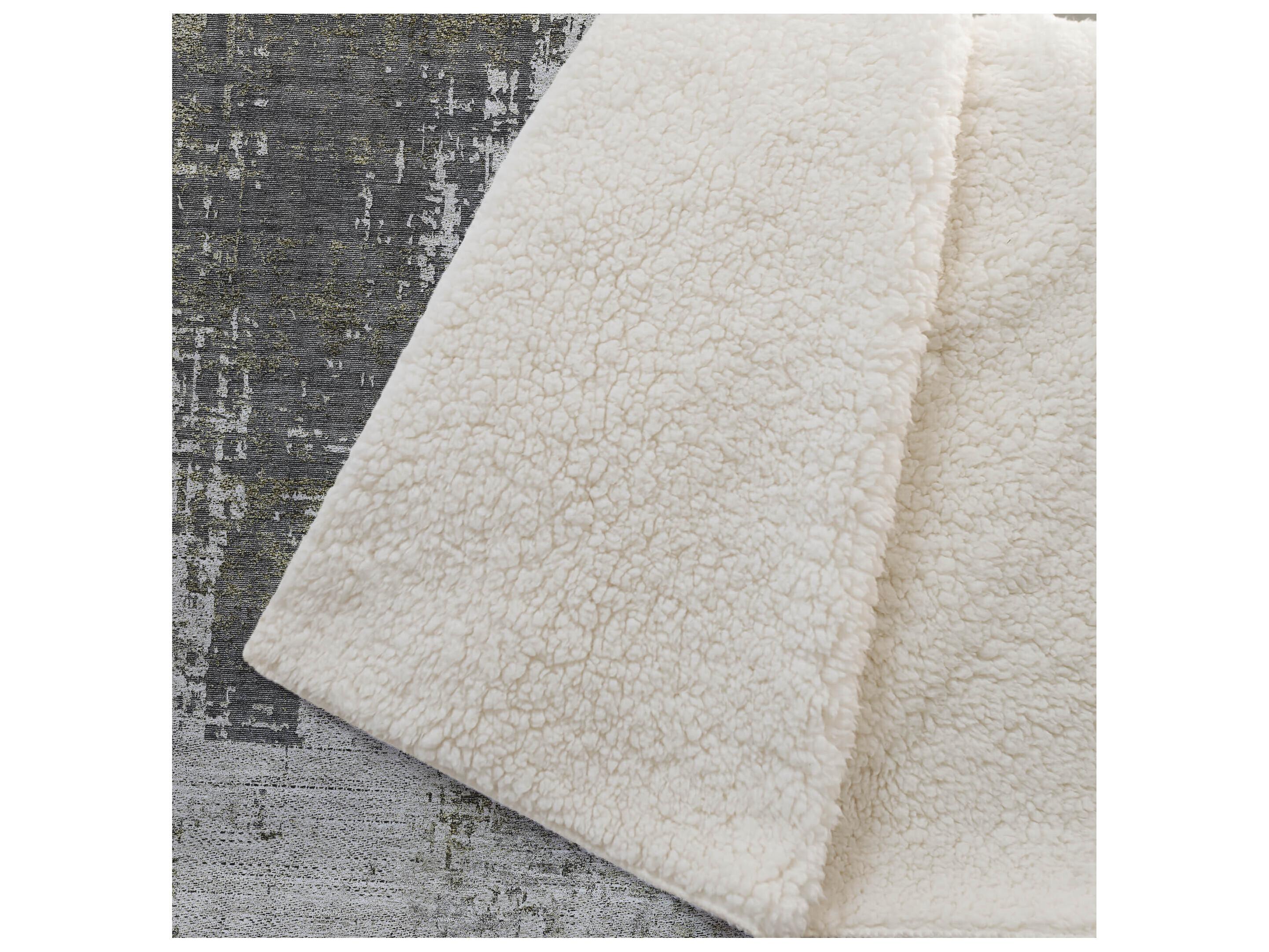 Dalyn Sherpa Brown Polyester Throw