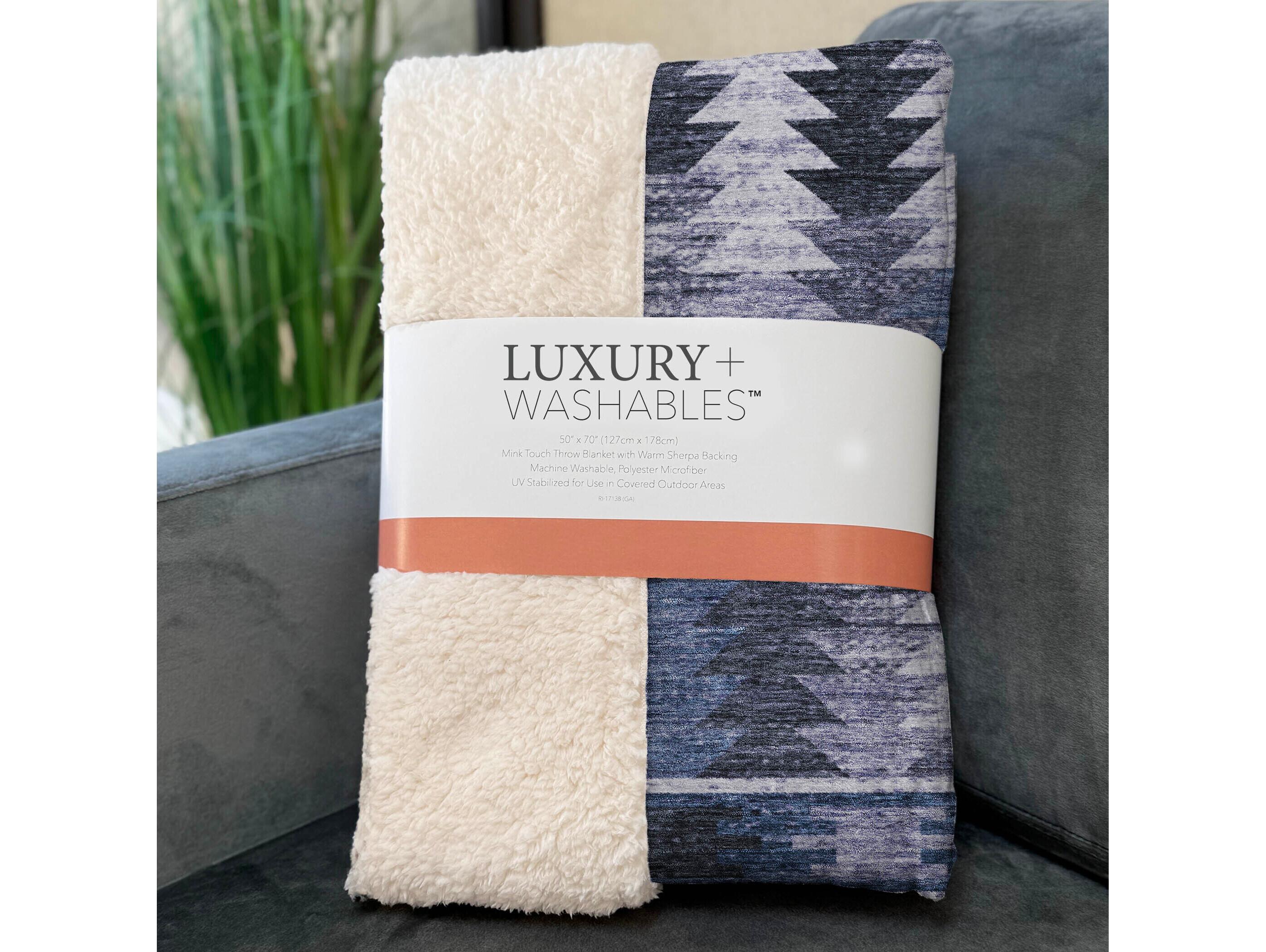 Dalyn Sherpa Blue Polyester Throw