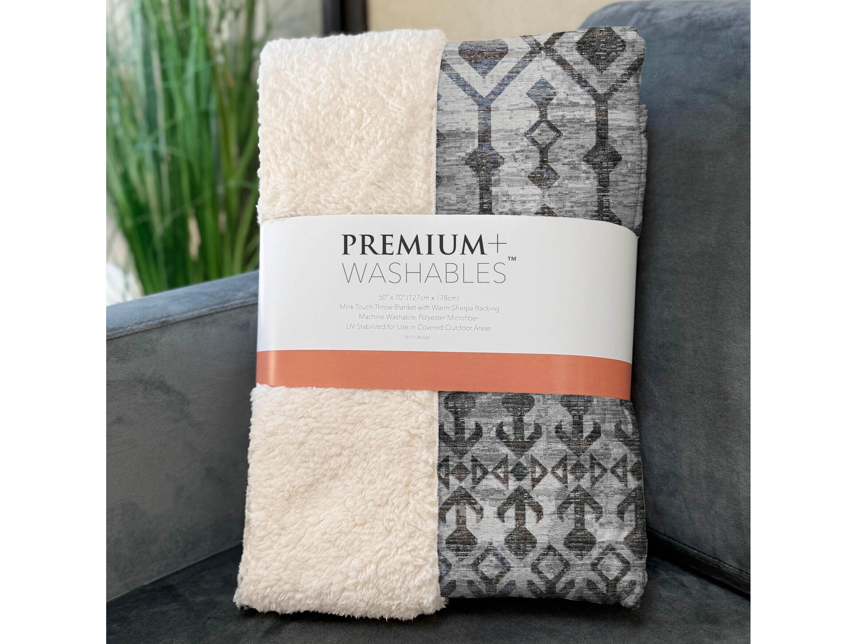 Dalyn Sherpa Gray Polyester Throw