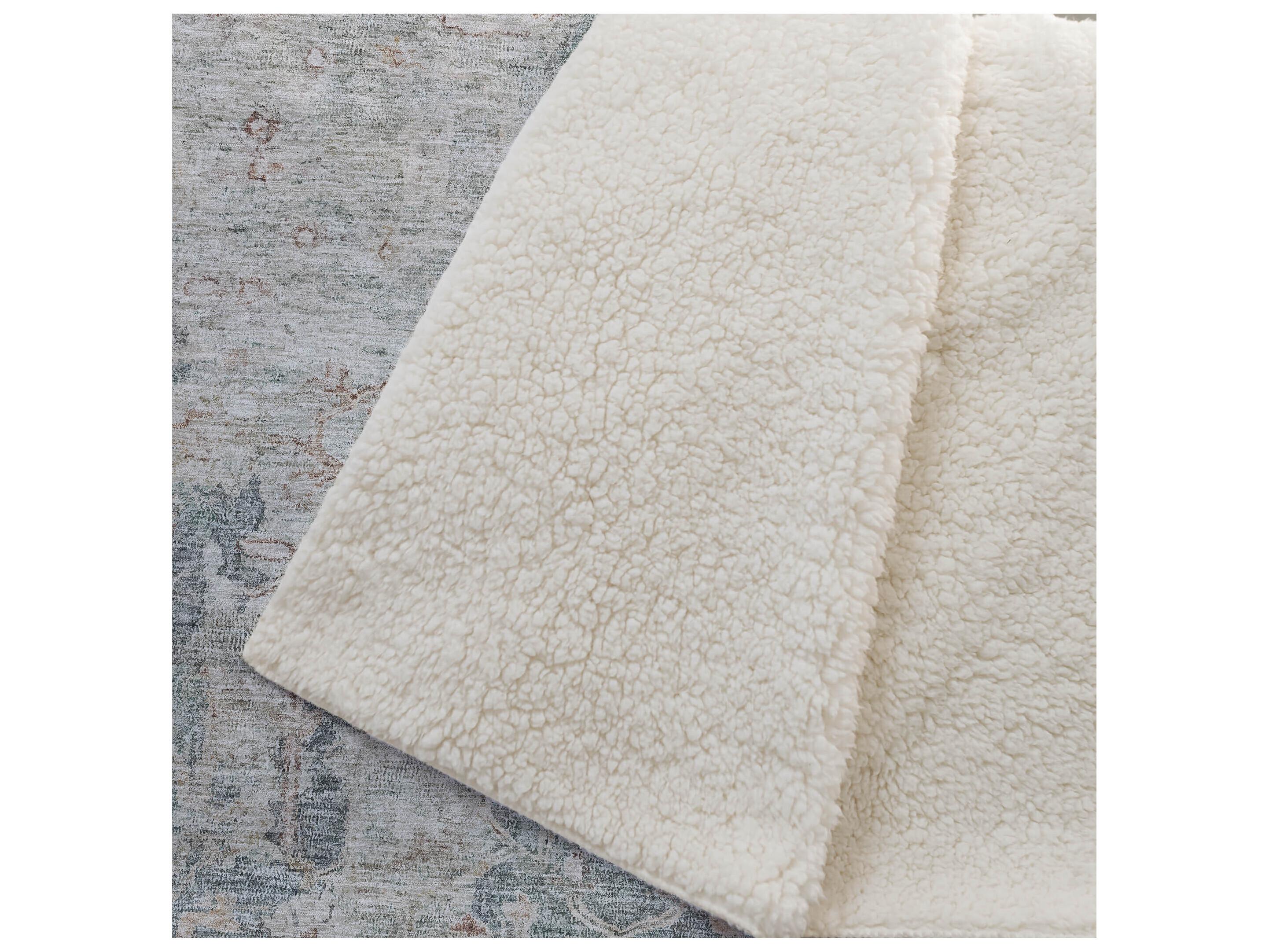 Dalyn Sherpa Green Polyester Throw