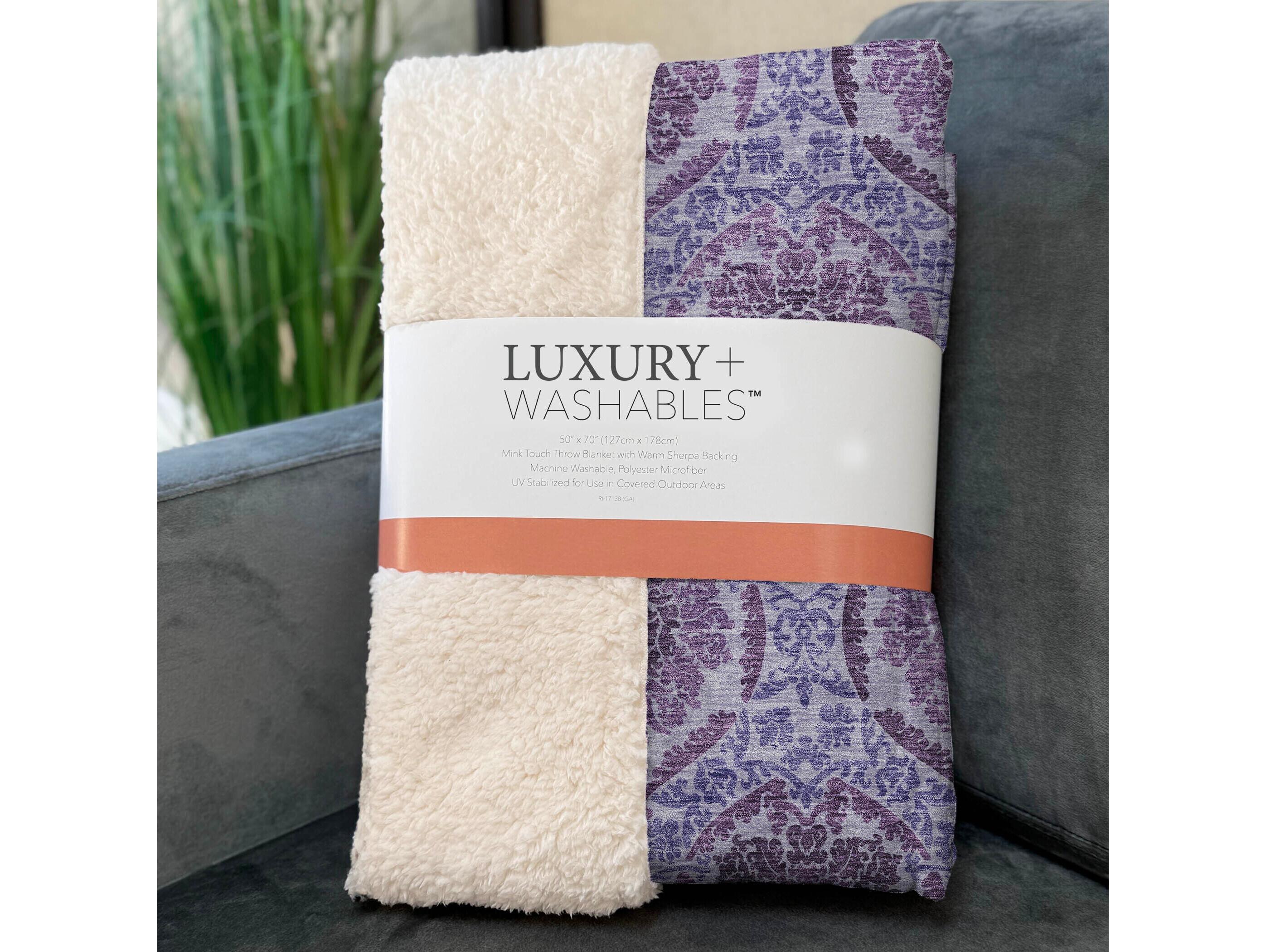 Dalyn Sherpa Purple Polyester Throw