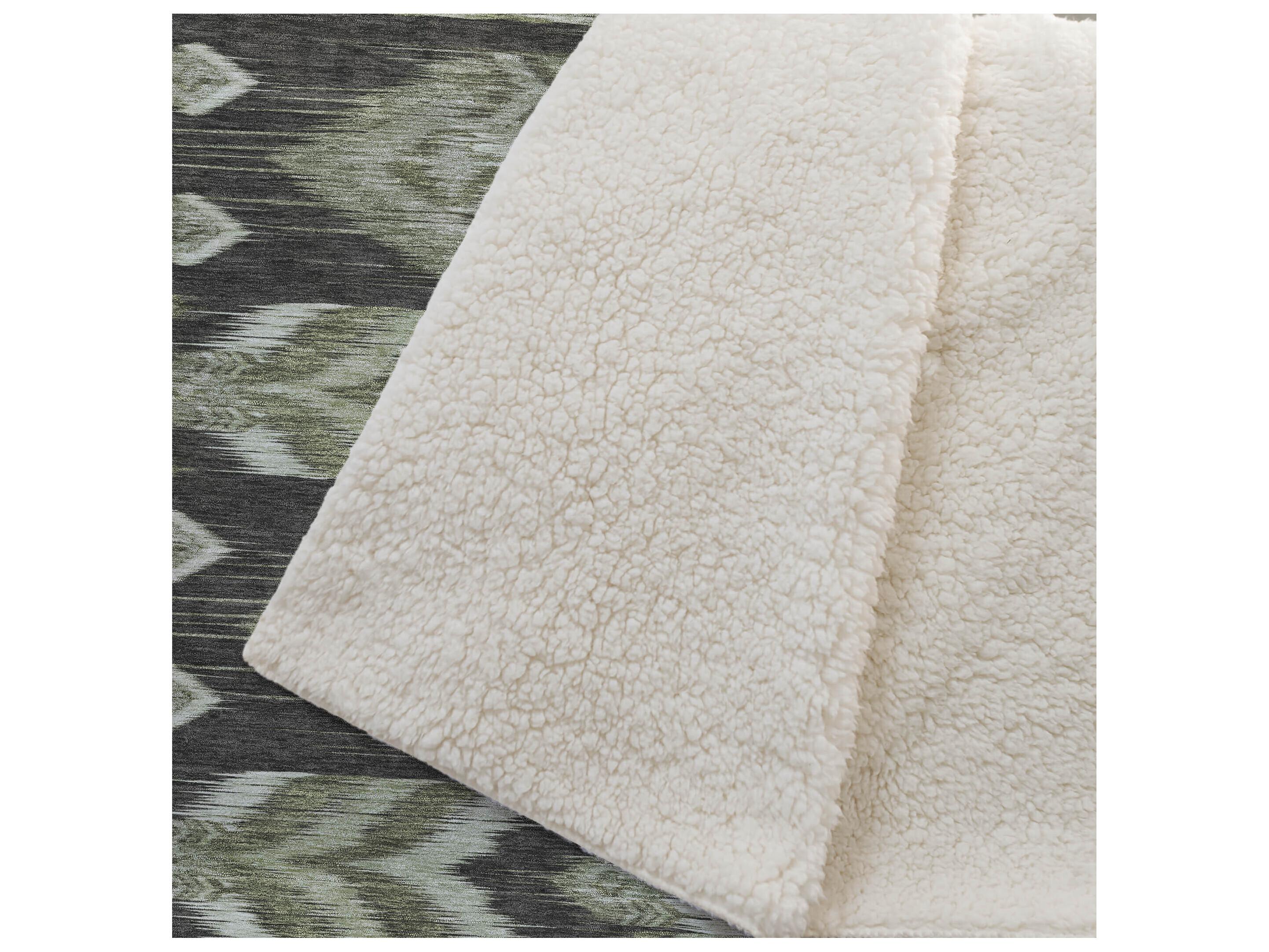 Dalyn Sherpa Green Polyester Throw