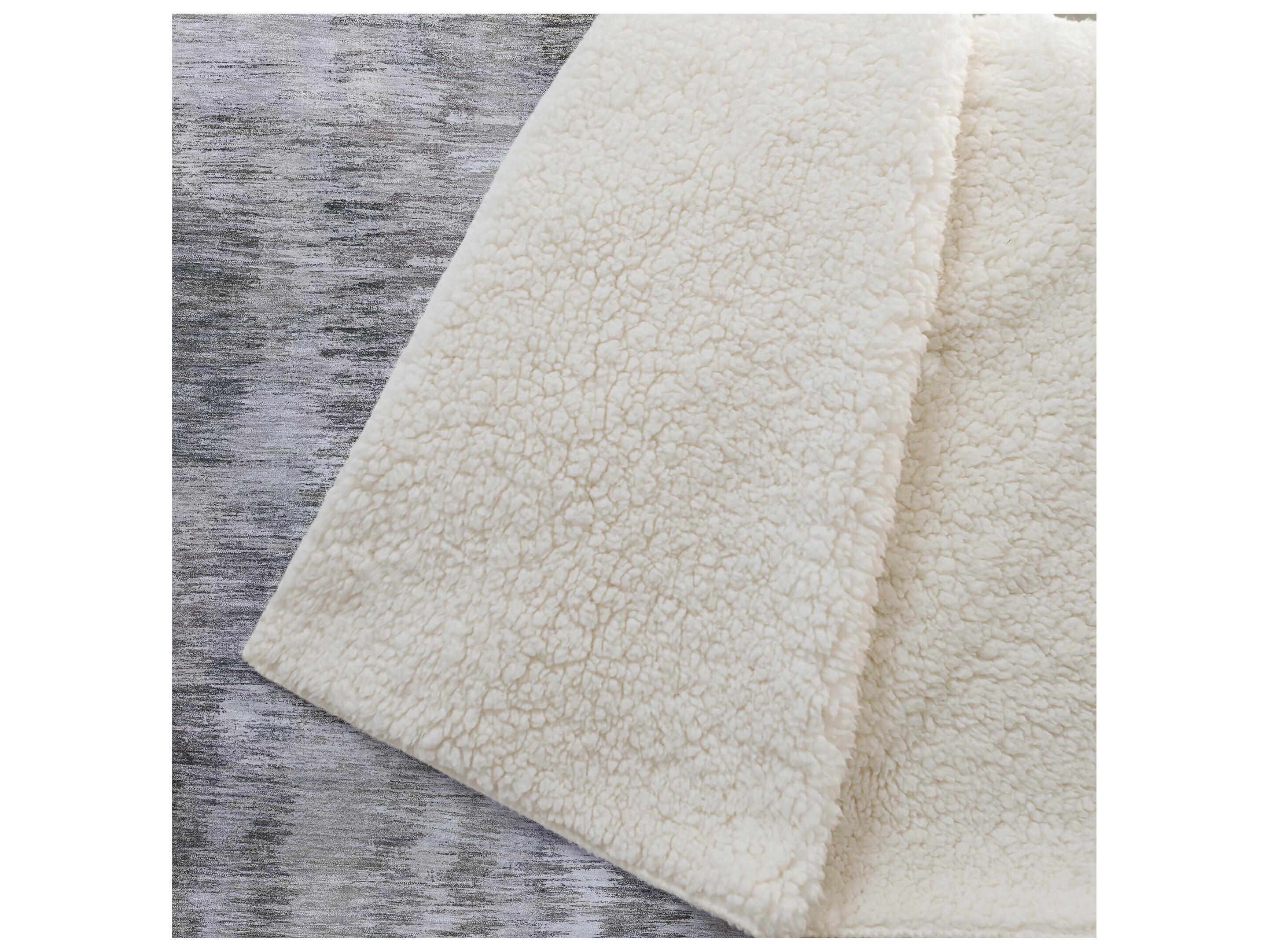 Dalyn Sherpa Brown Polyester Throw