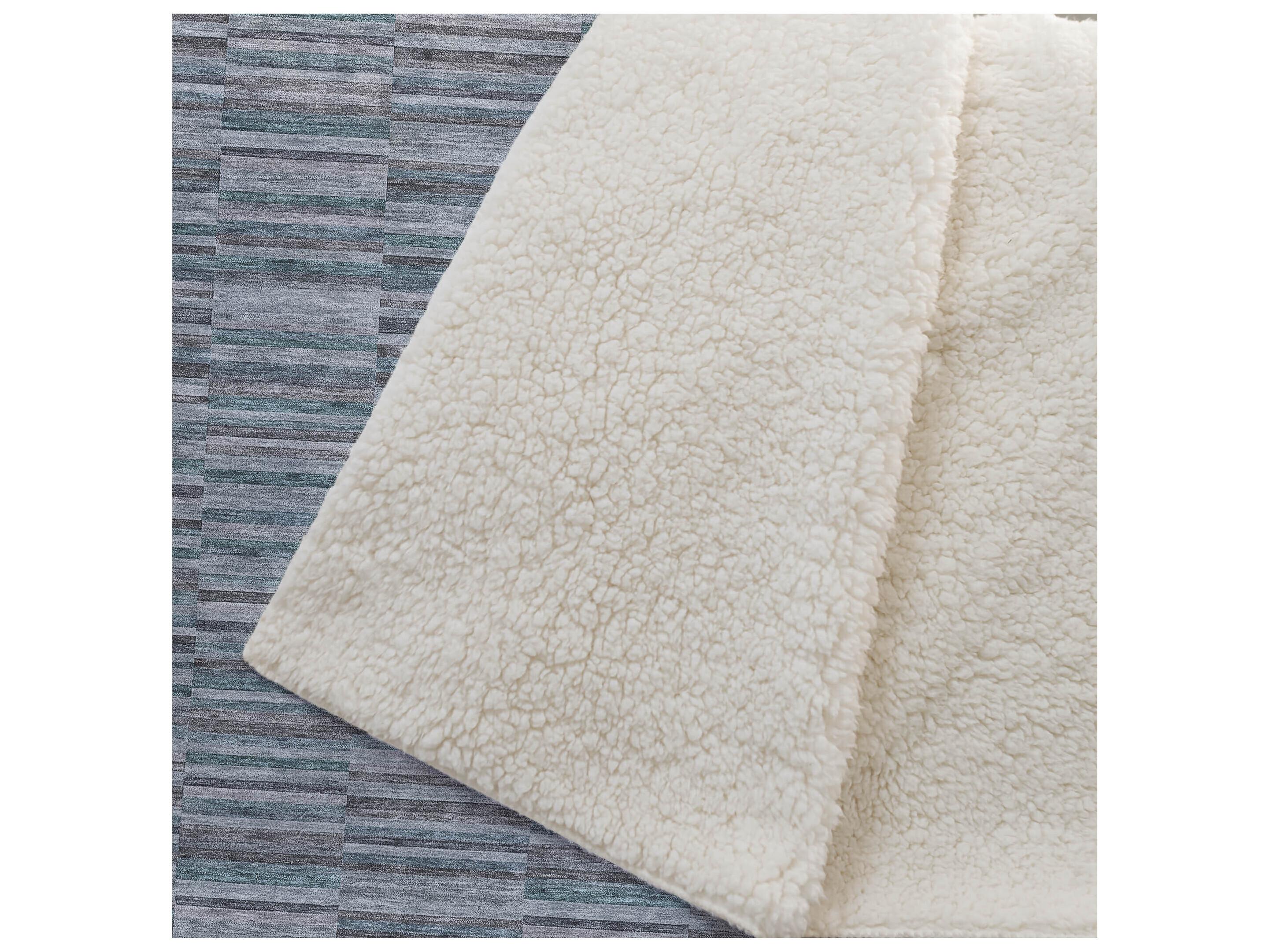 Dalyn Sherpa Teal Polyester Throw