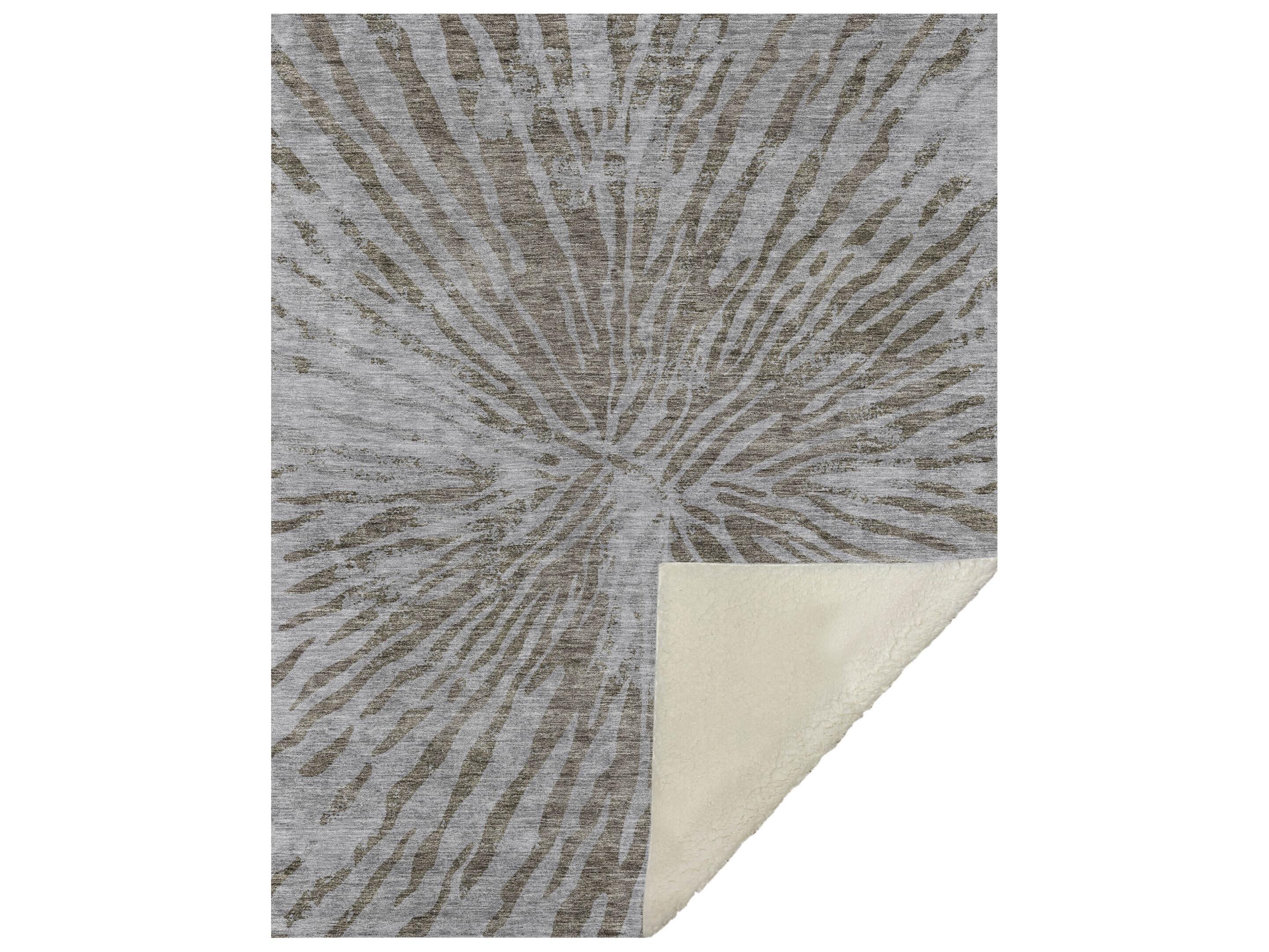 Dalyn Sherpa Brown Polyester Throw